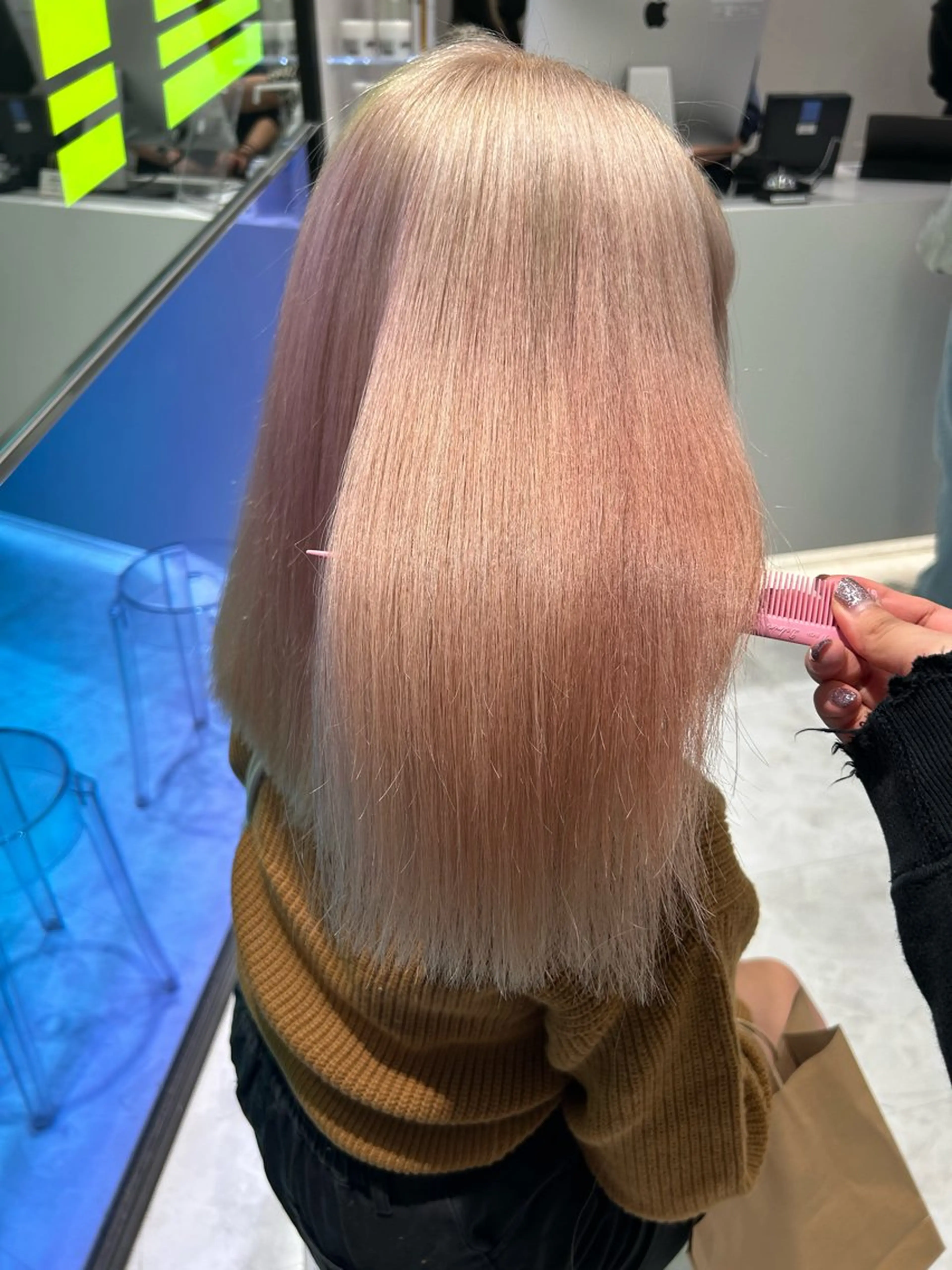 セミロング 髪質改善 トリートメント 🩷暖色カラー🩷 BONのヘアスタイル