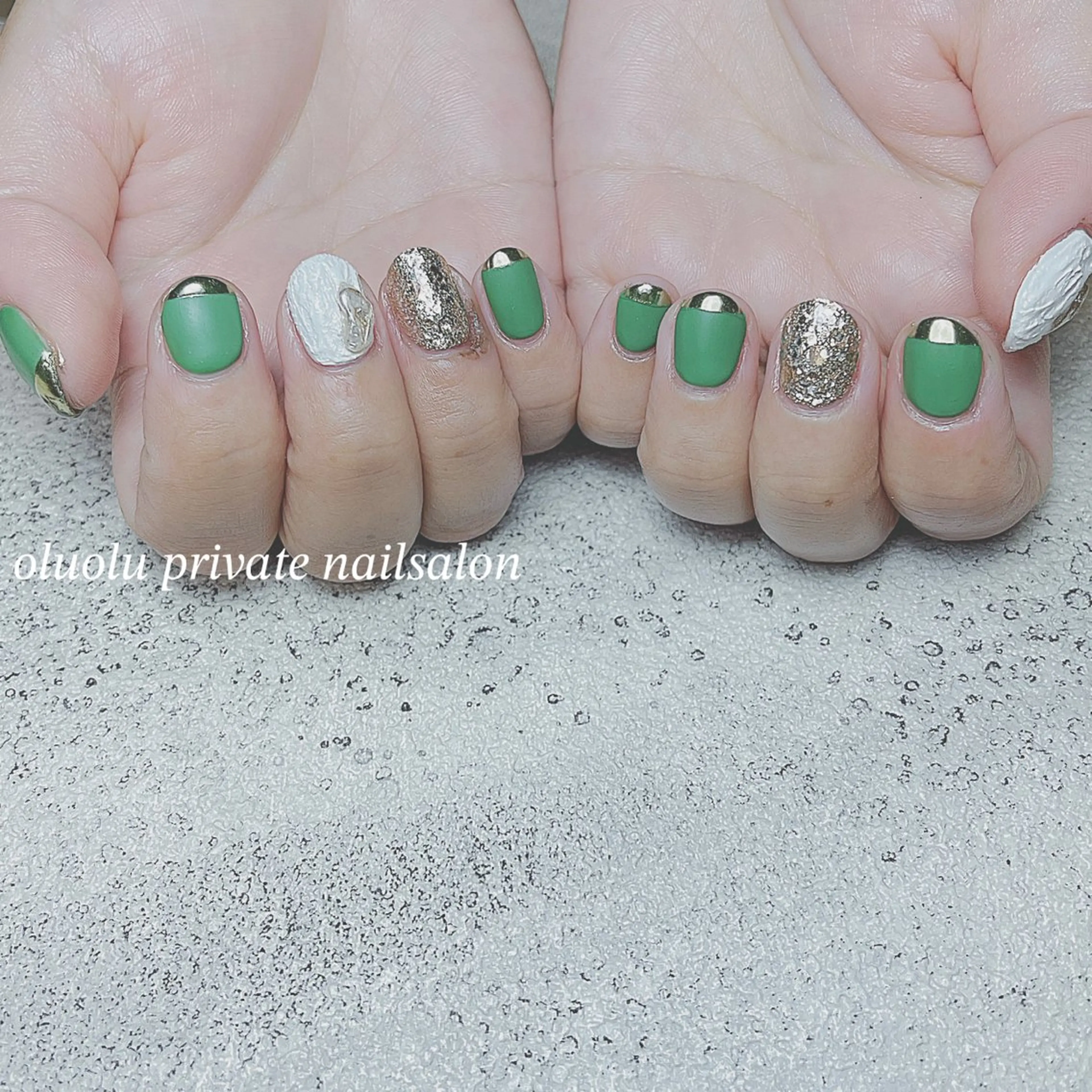 ネイル アートネイル フットネイル ジェルネイル グリーン マットネイル ハンドネイル 大村 紬華のネイルデザイン