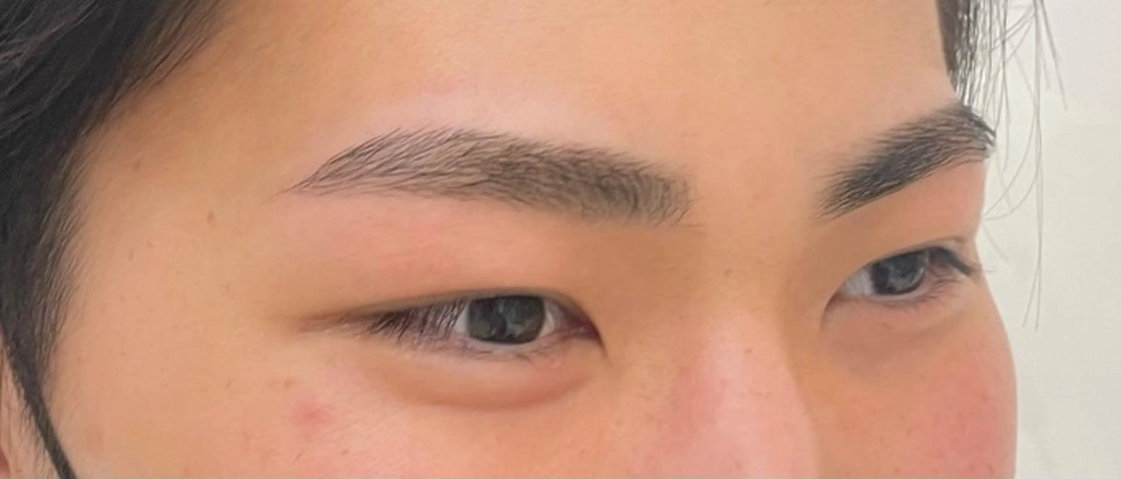 アイブロウ メンズアイブロウ ビューティージーンプロフェッショナル所属・森川 真尋のマツエク・マツパデザイン