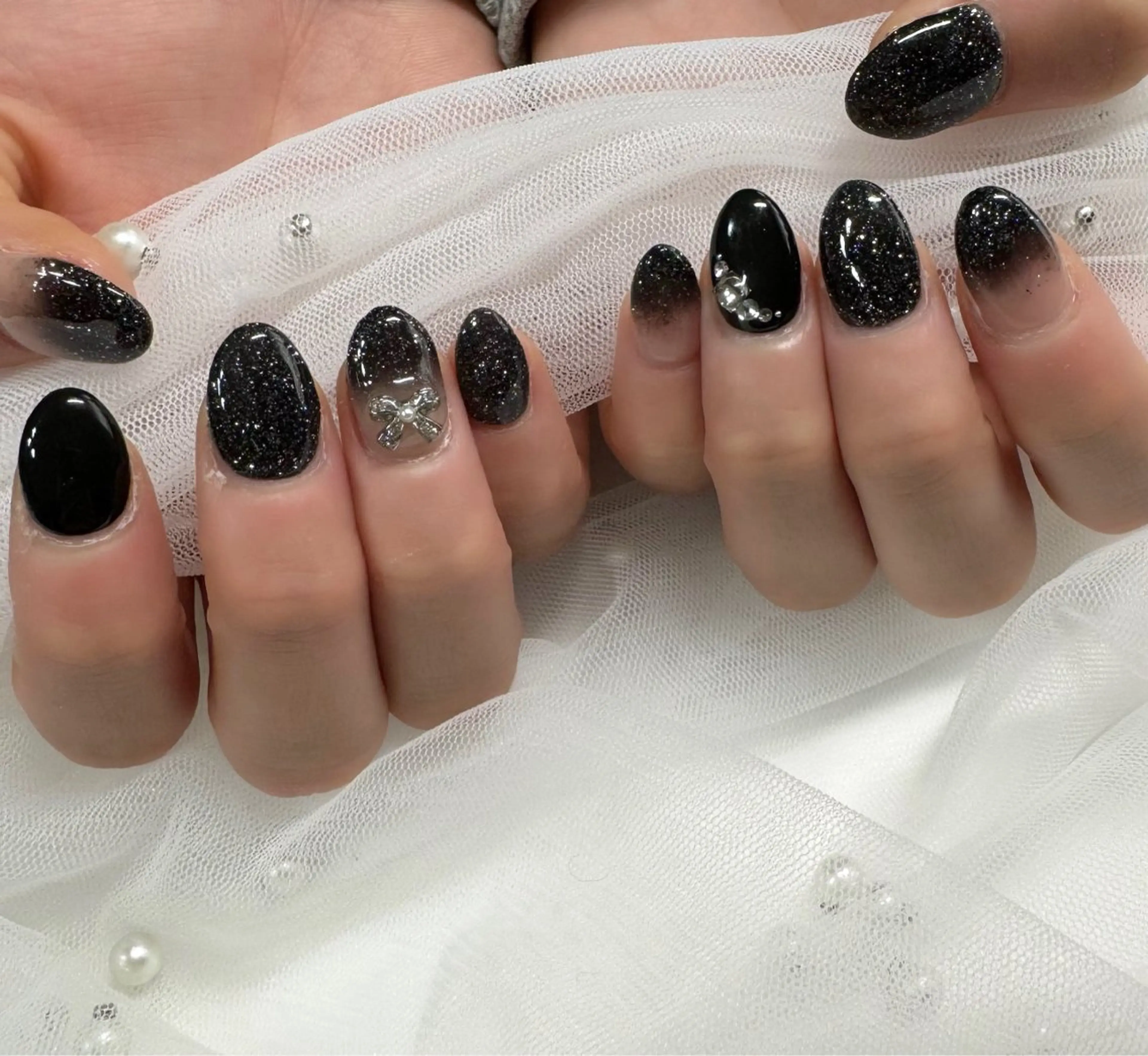 ネイル リボン 東 千夏のネイルデザイン