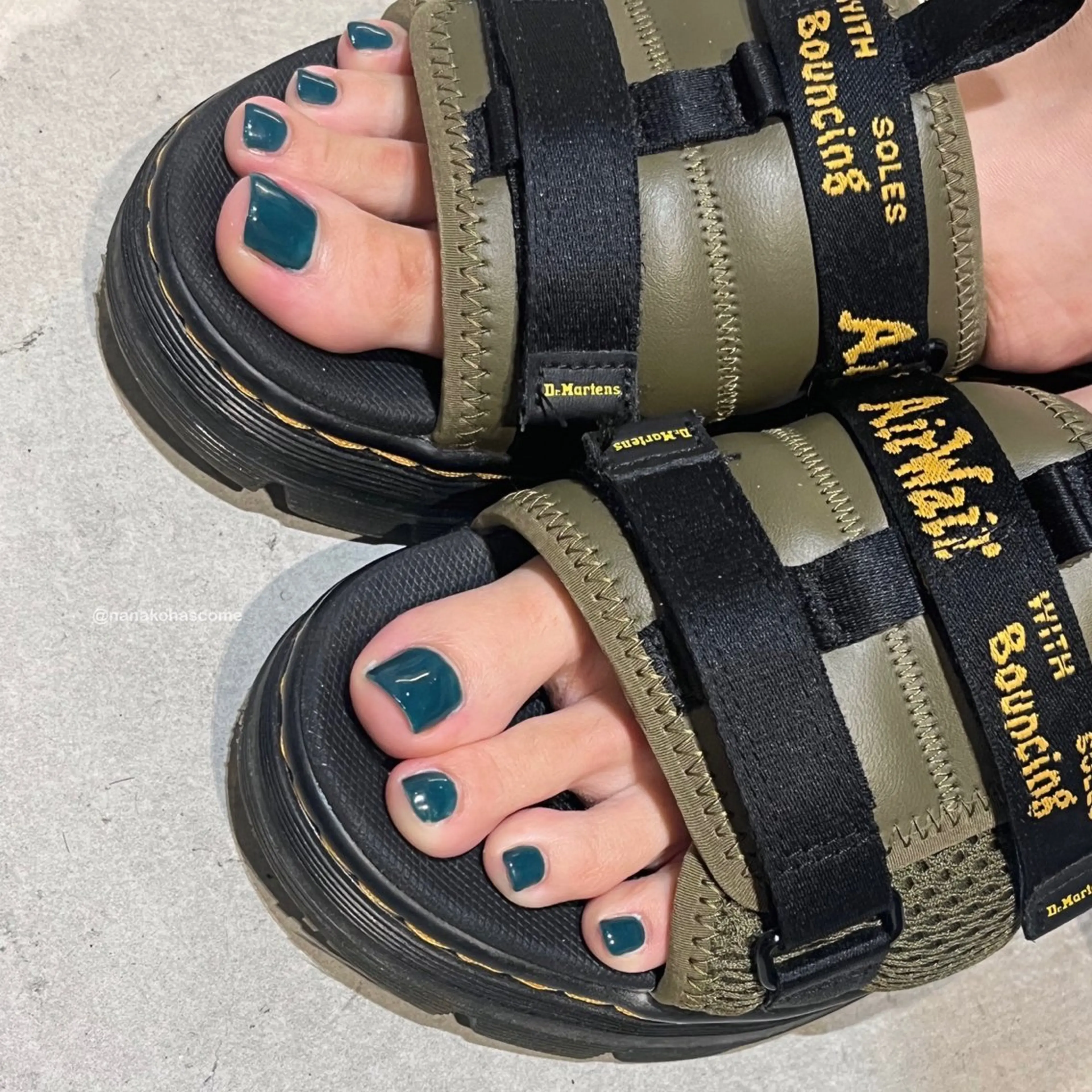 ネイル フットネイル VECHIC所属・abe nanakoのネイルデザイン