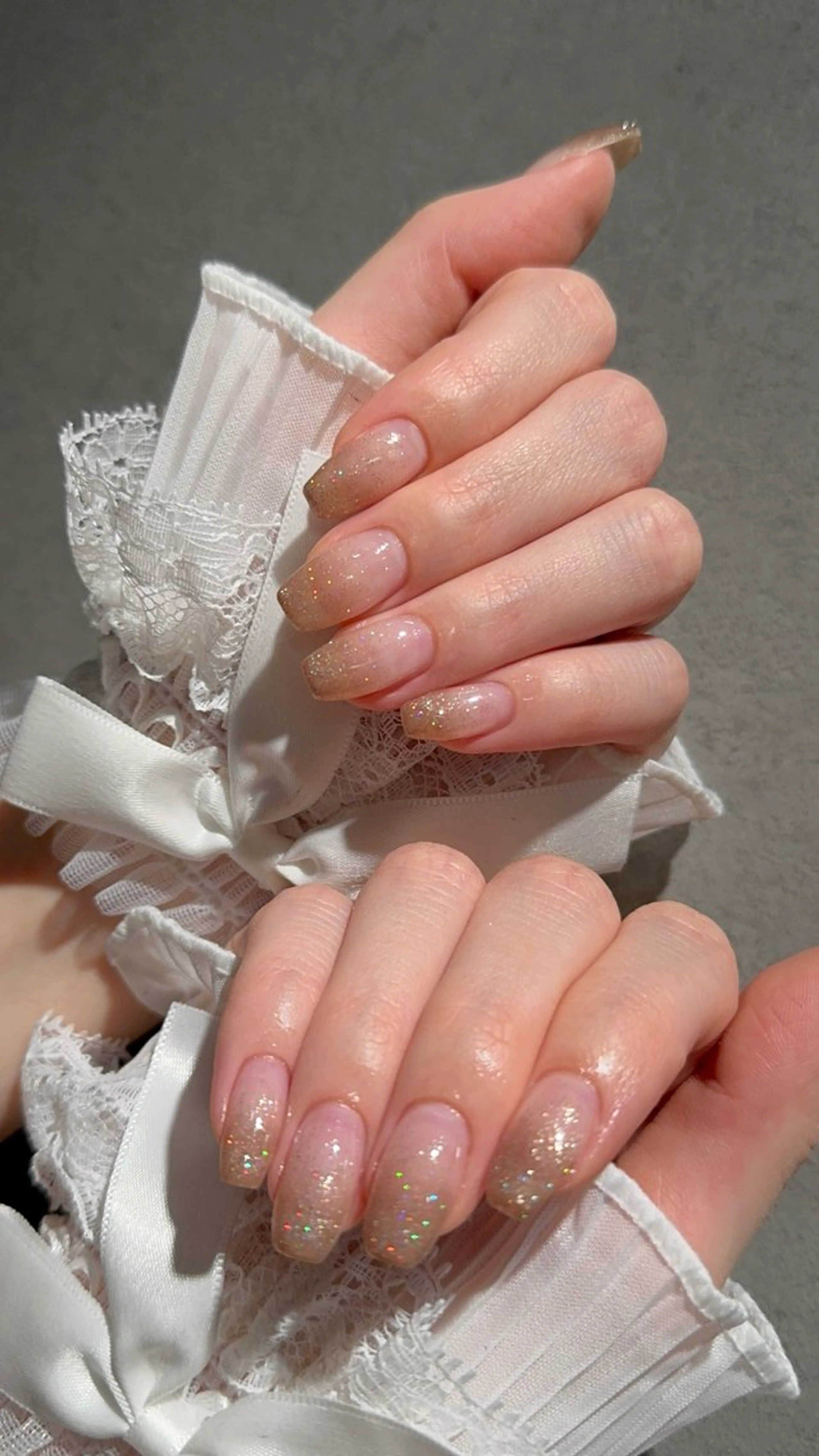 ネイル I-nailロング /ワンホン/キラキラのネイルデザイン