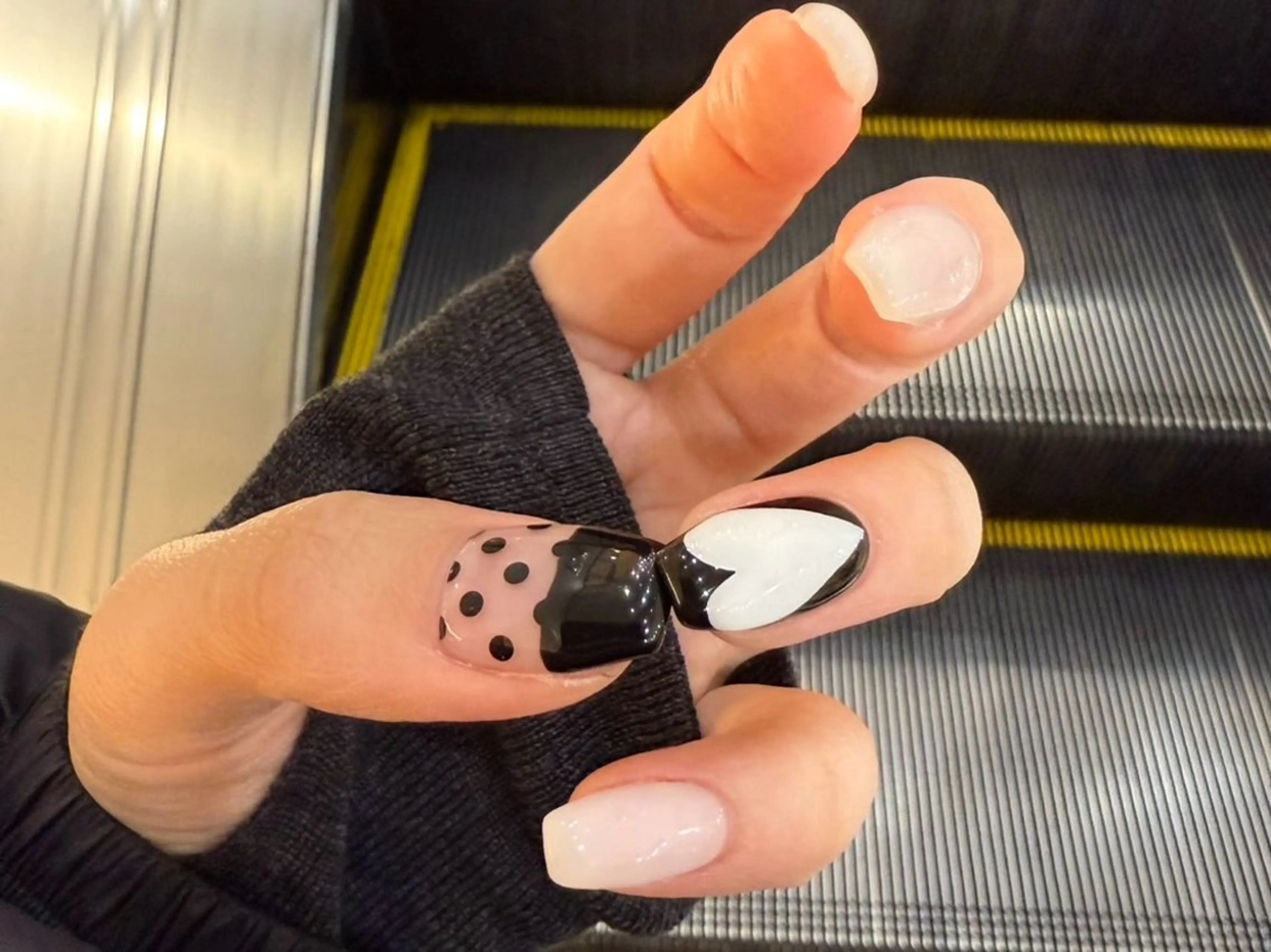 ネイル ATELIER HARLOW アトリエハーロウ所属・Nailist YUMAのネイルデザイン