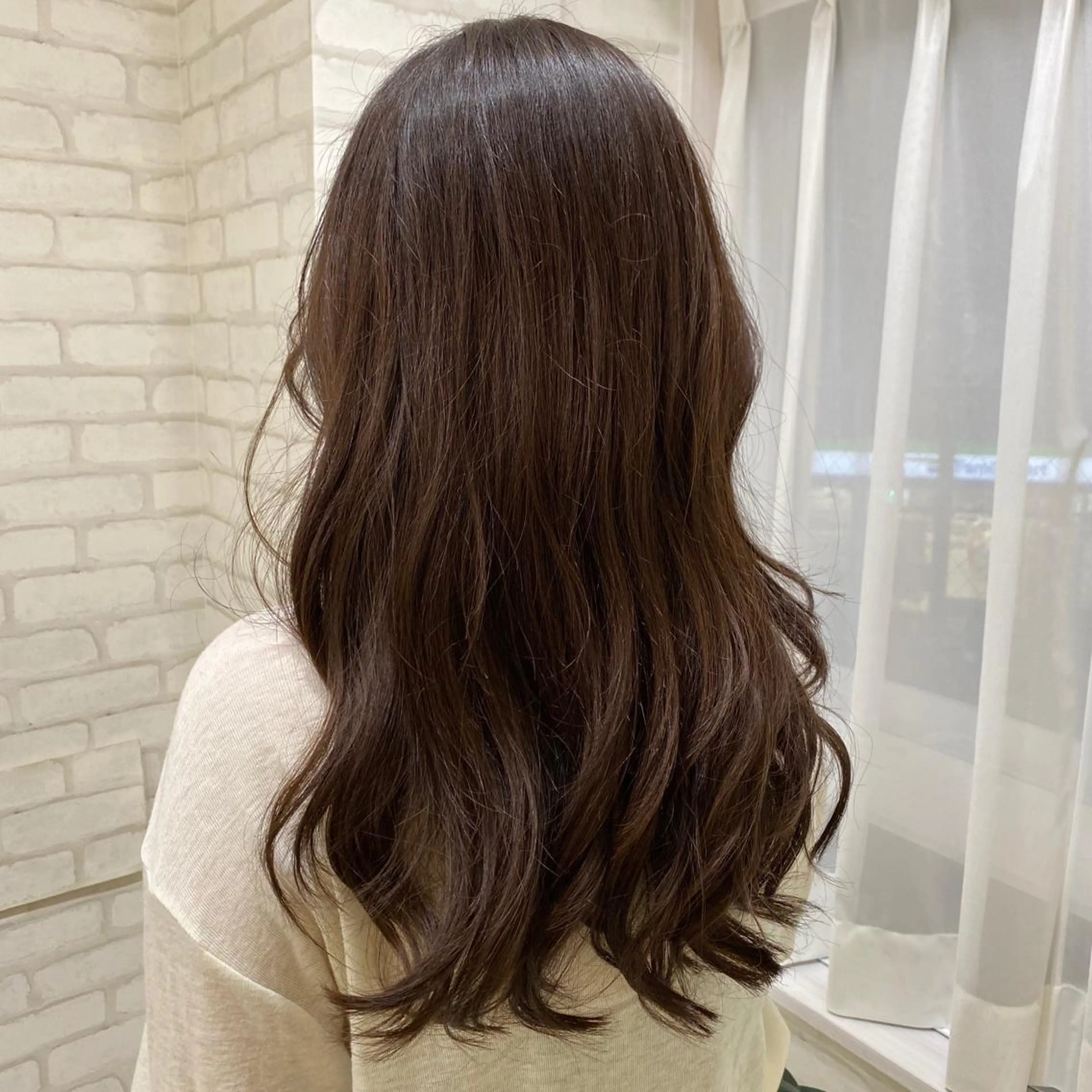 ロング カラー abilita AZUSAのヘアスタイル