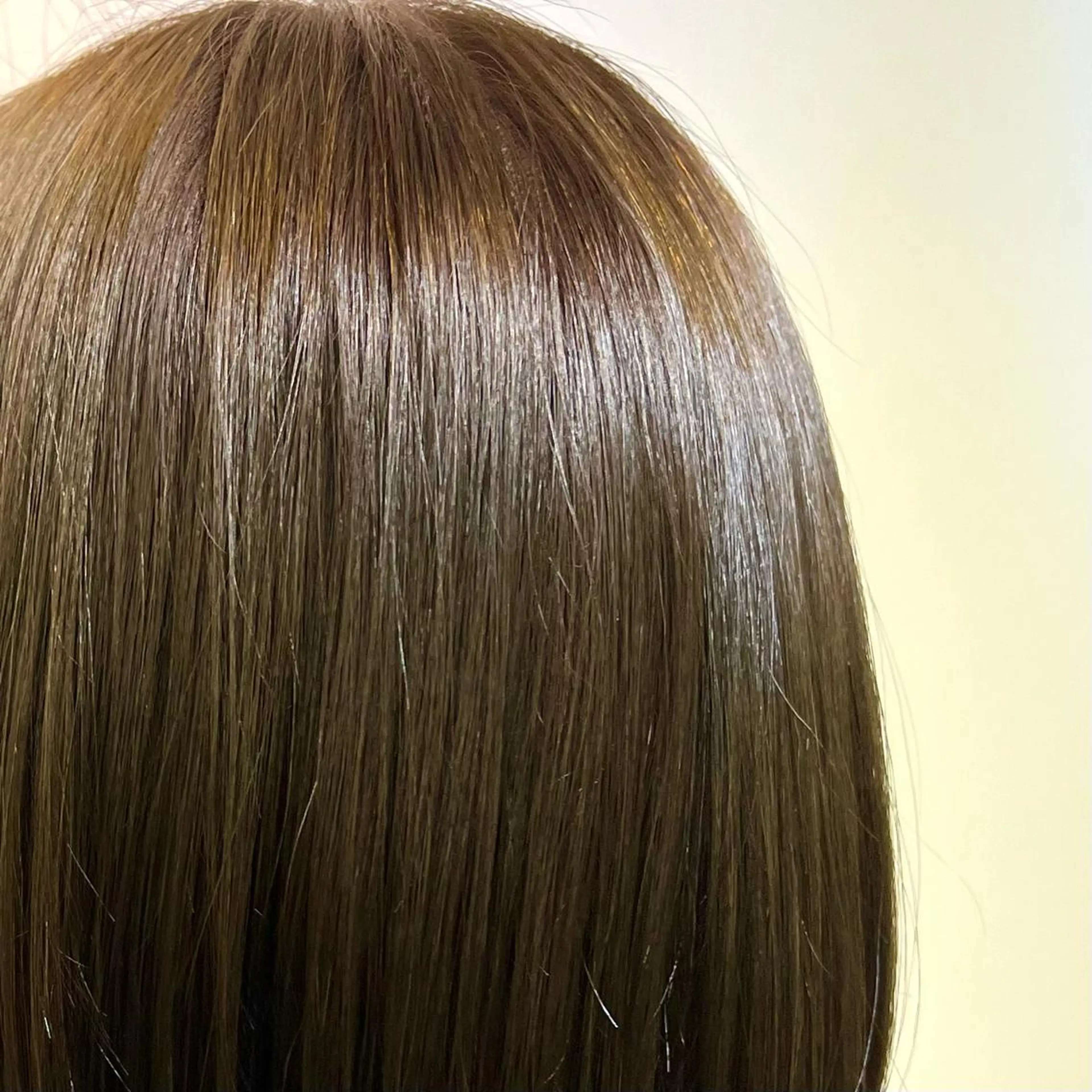 カラー イシイ ハルナ 🤍のヘアスタイル