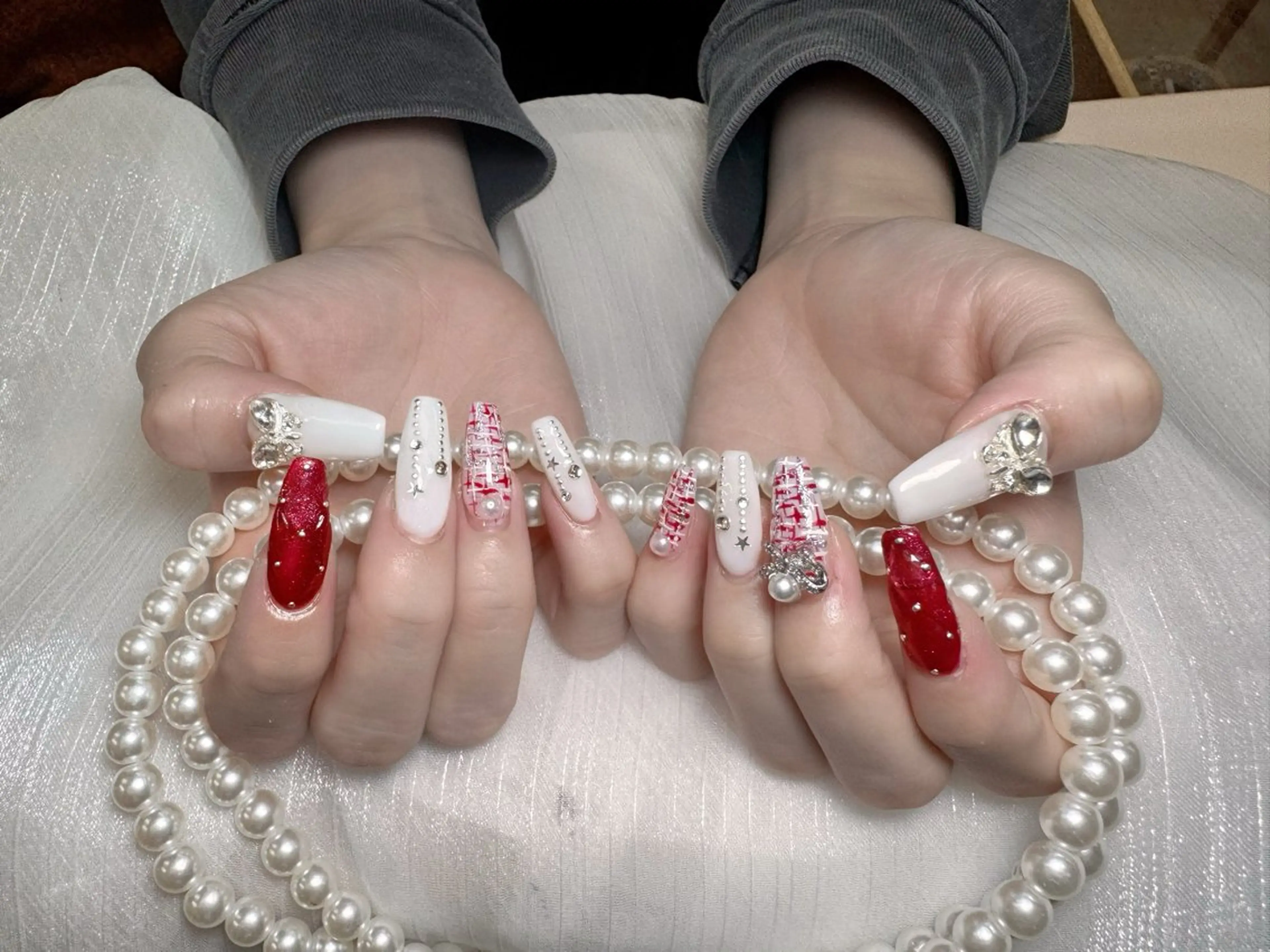 ネイル Nail salon recess池袋所属・惠 美奈のネイルデザイン