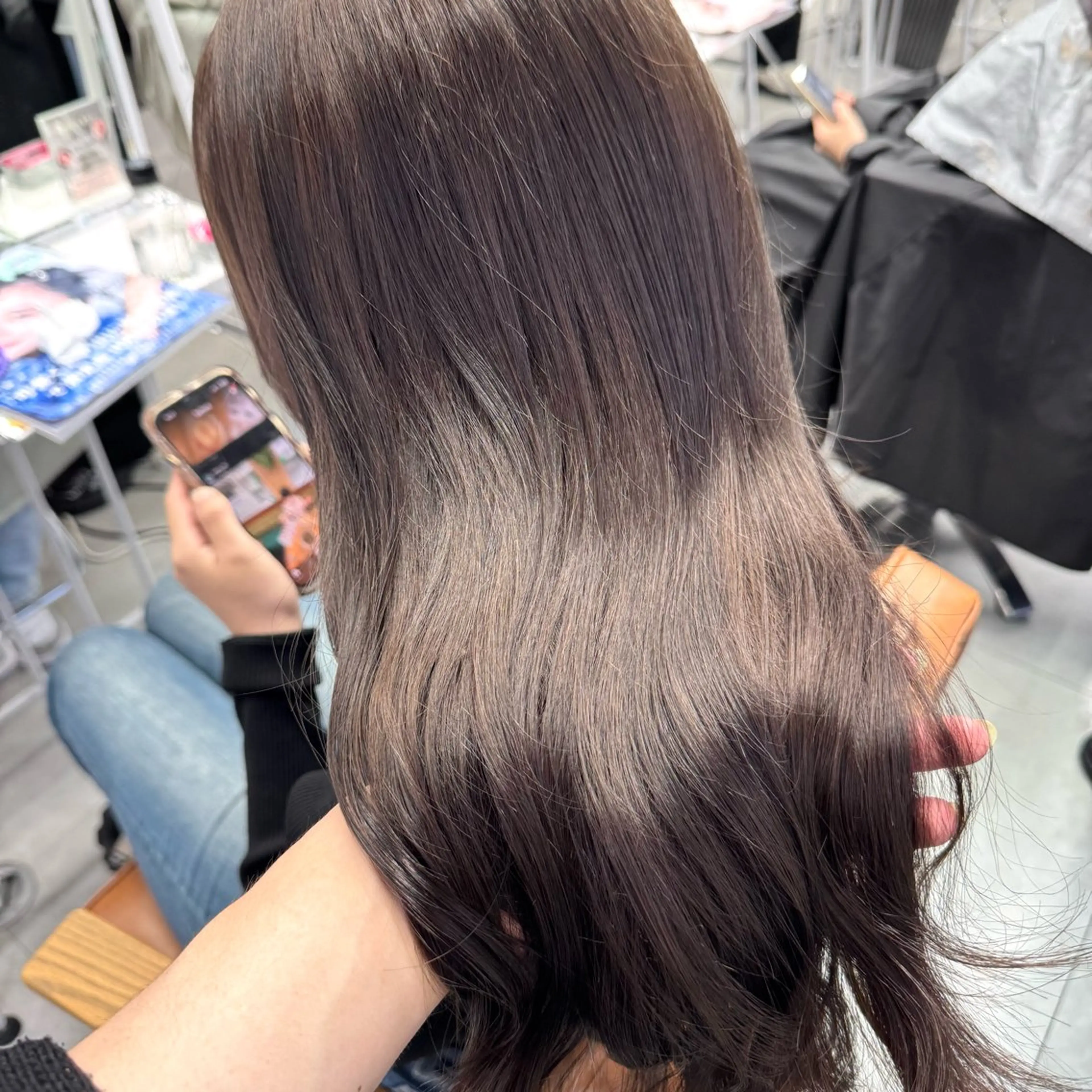 ロング カラー ヘアアレンジ ヘアカラー ブリーチなしカラー /ベージュ/安形翔のヘアスタイル