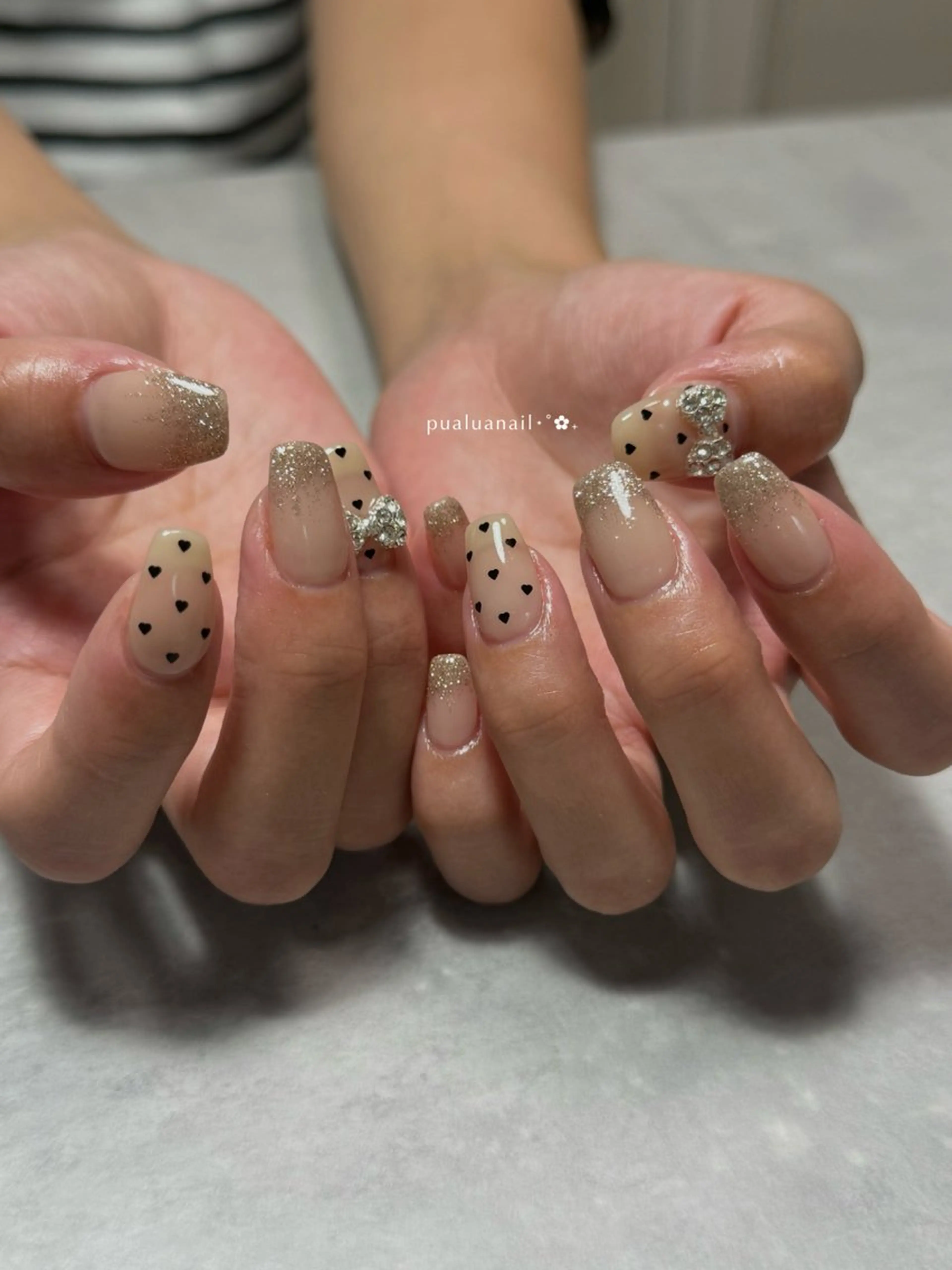 ネイル ハンドネイル pualua miharuのネイルデザイン