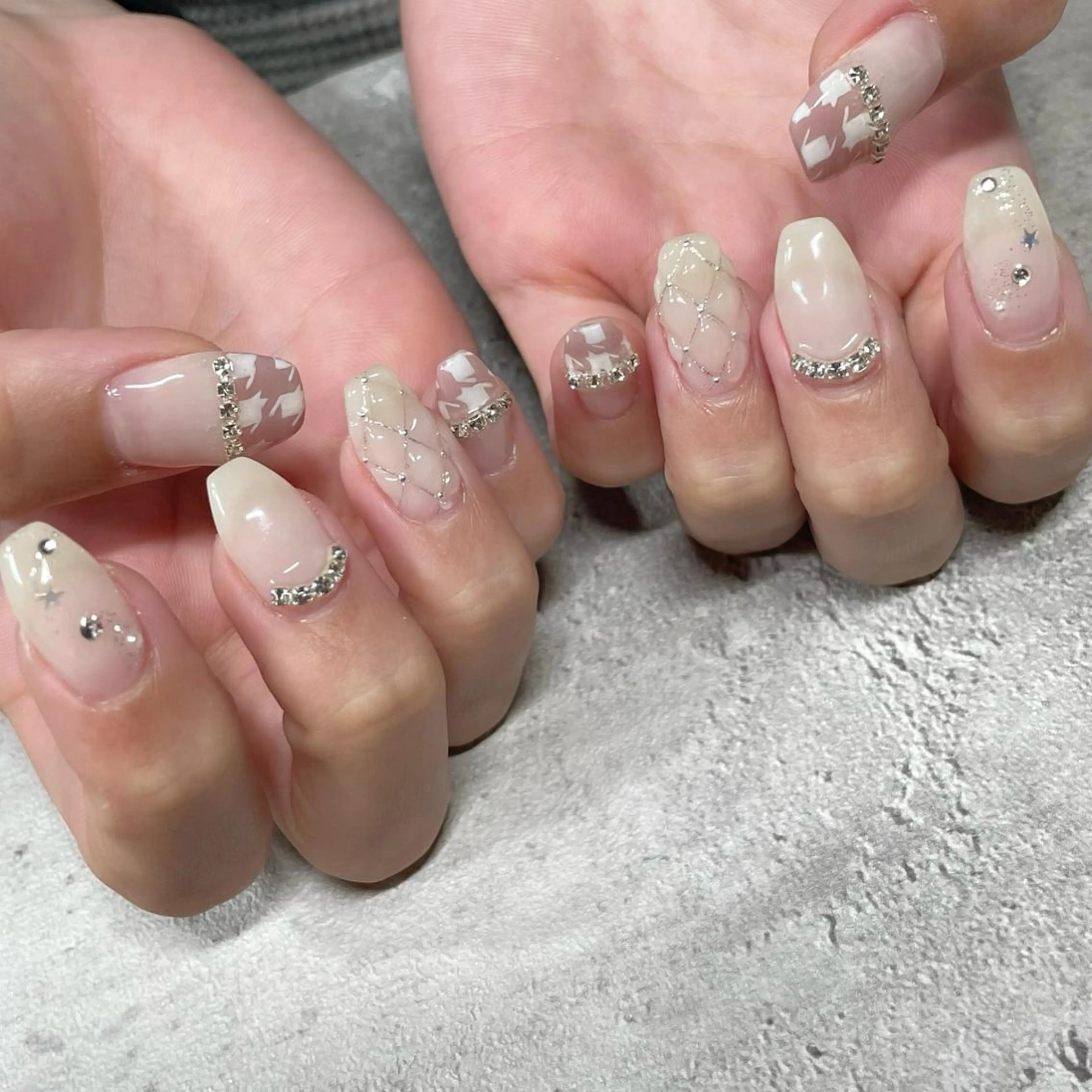 ネイル ジェルネイル 東 千夏のネイルデザイン