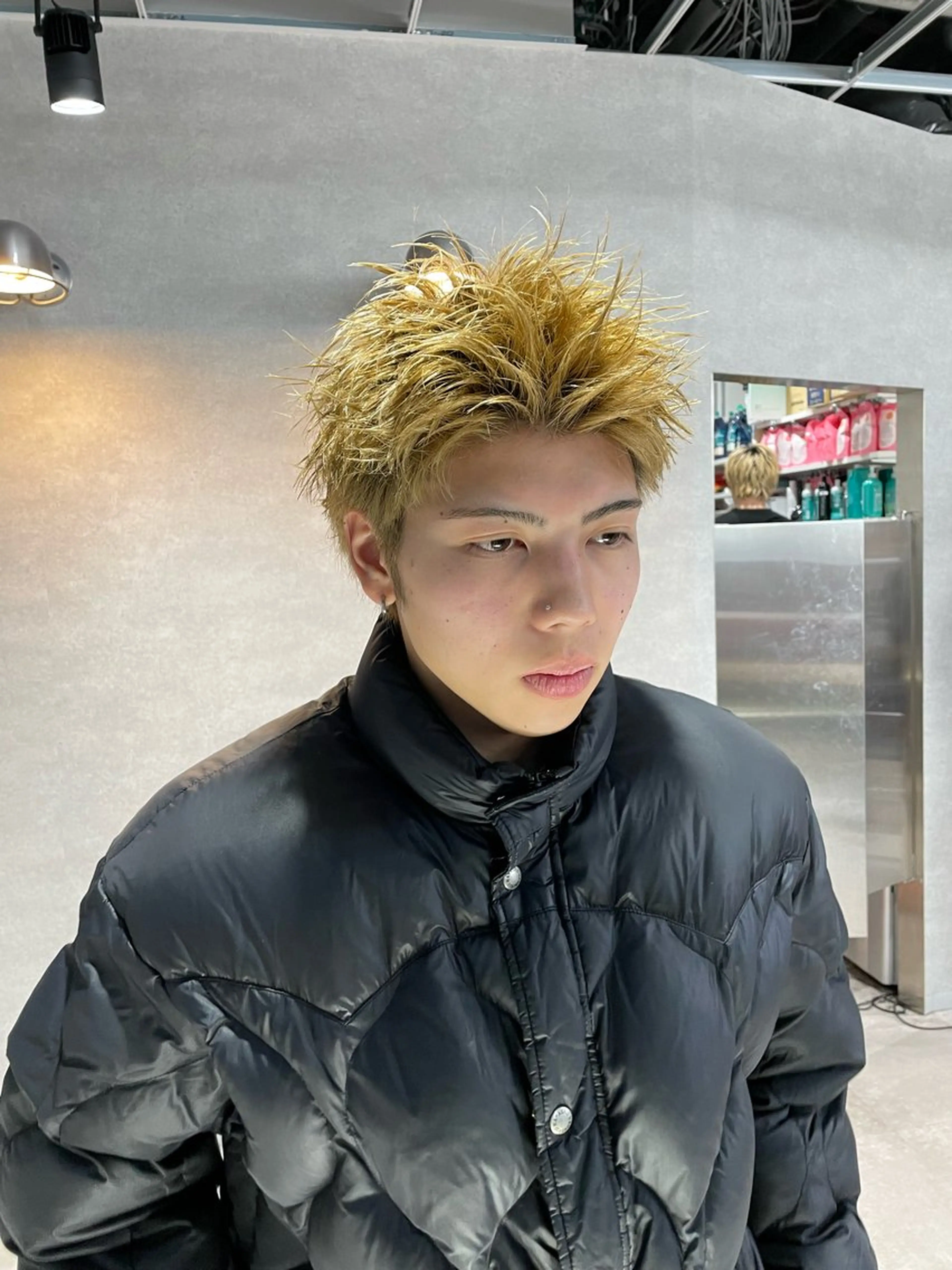 ショート カラー メンズ スパイキーショート ショートヘア カット ヘアカラー 垢抜けハイトーン☀／ 笑顔の美容師／しゅんのヘアスタイル