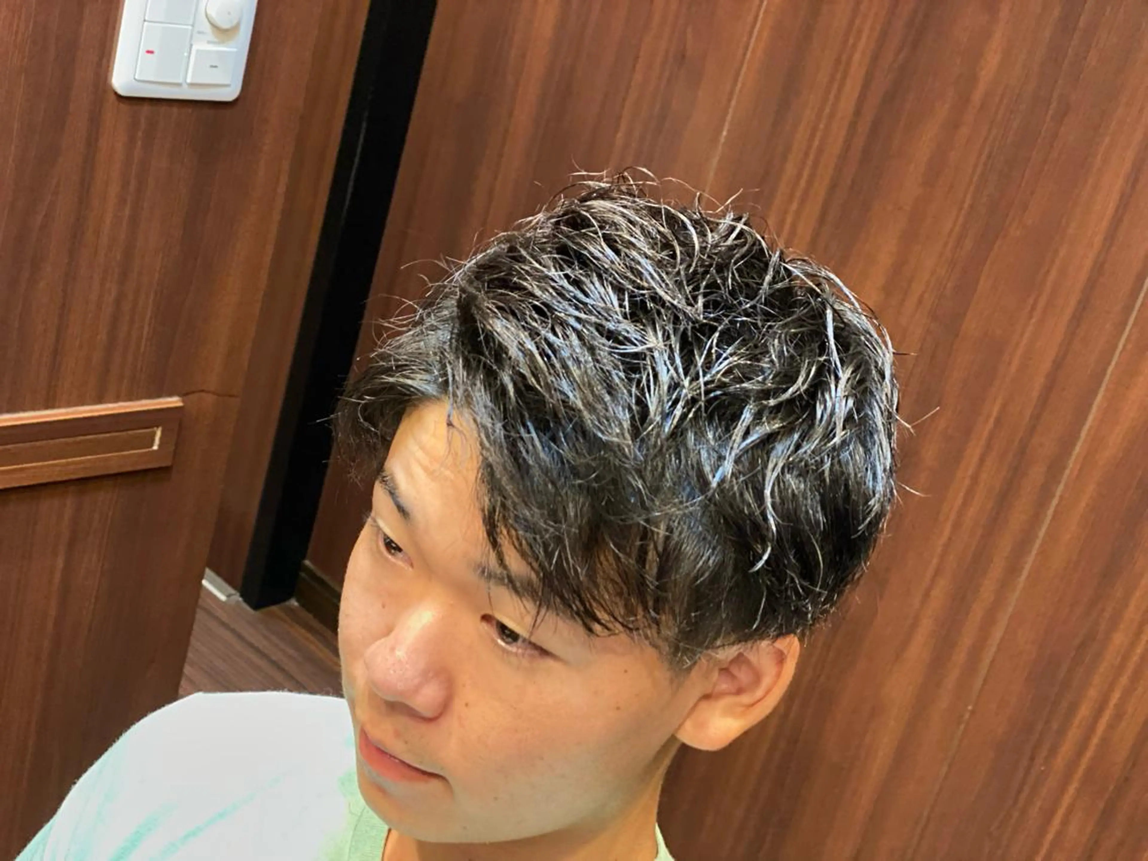 ショート メンズ 浅見 天翔のヘアスタイル