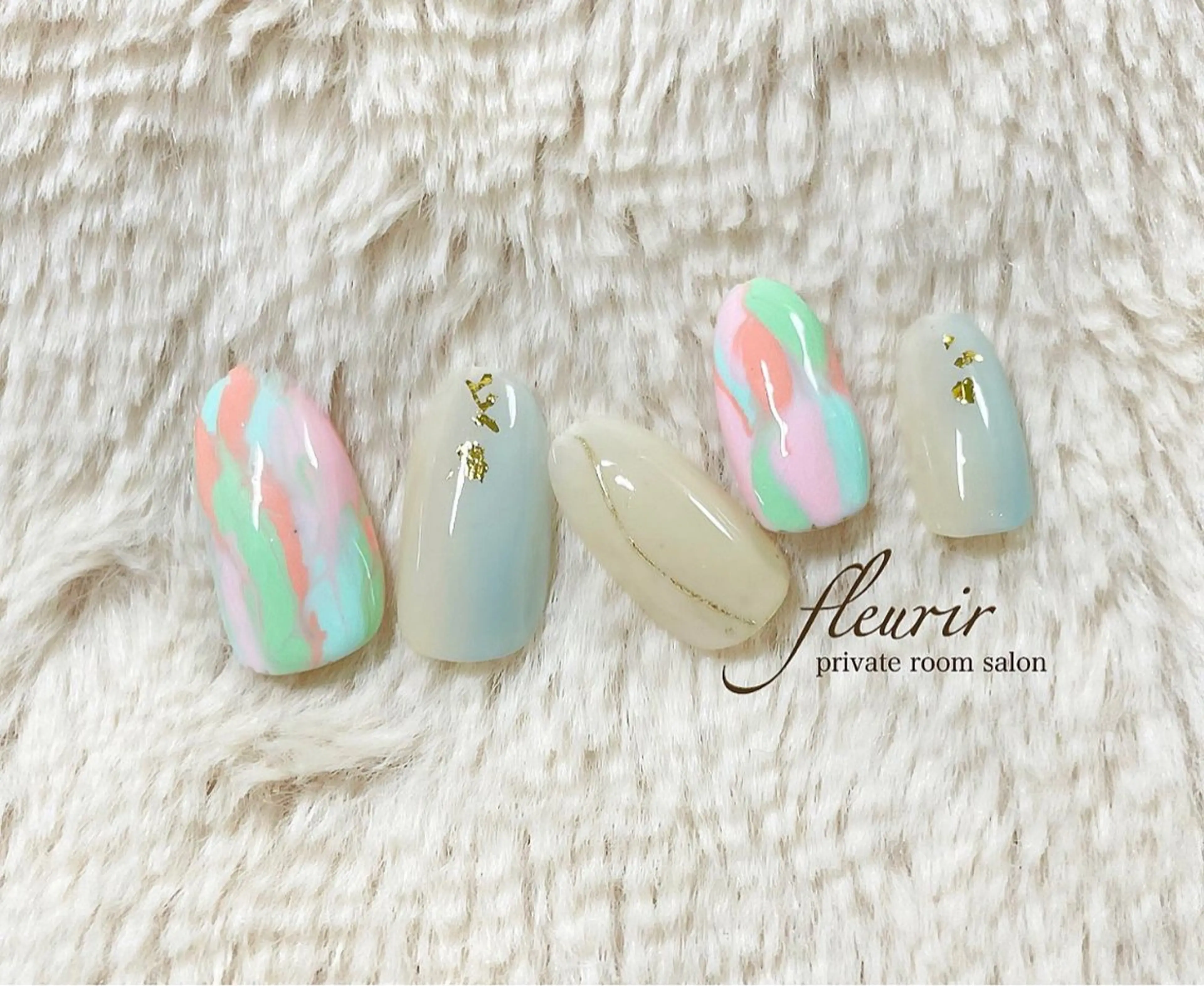 ネイル アートネイル グリーン 水色 ミラーネイル ニュアンスネイル フルリール 【プライベートサロンのネイルデザイン