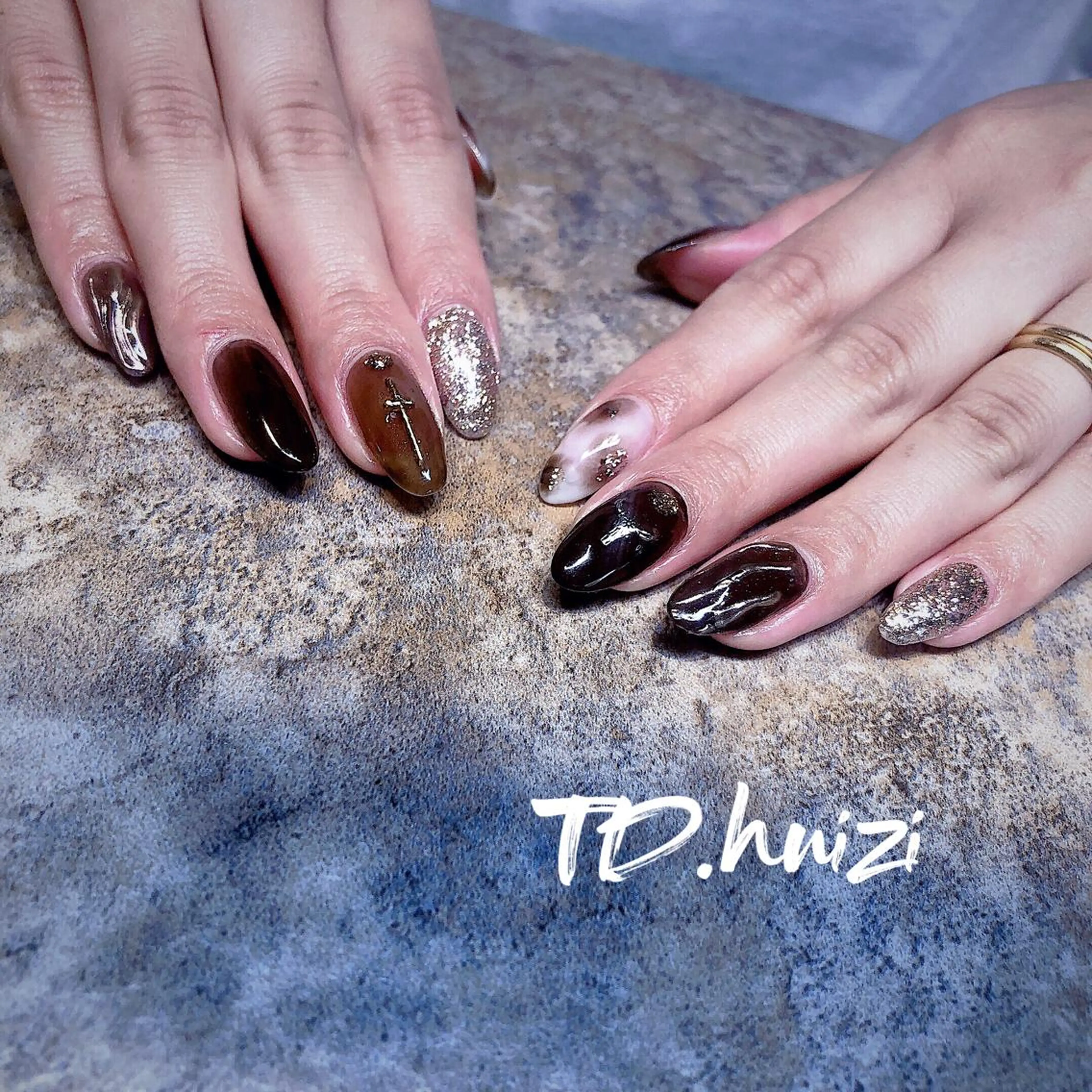 セミロング めぐみのネイルサロン 惠のネイルデザイン