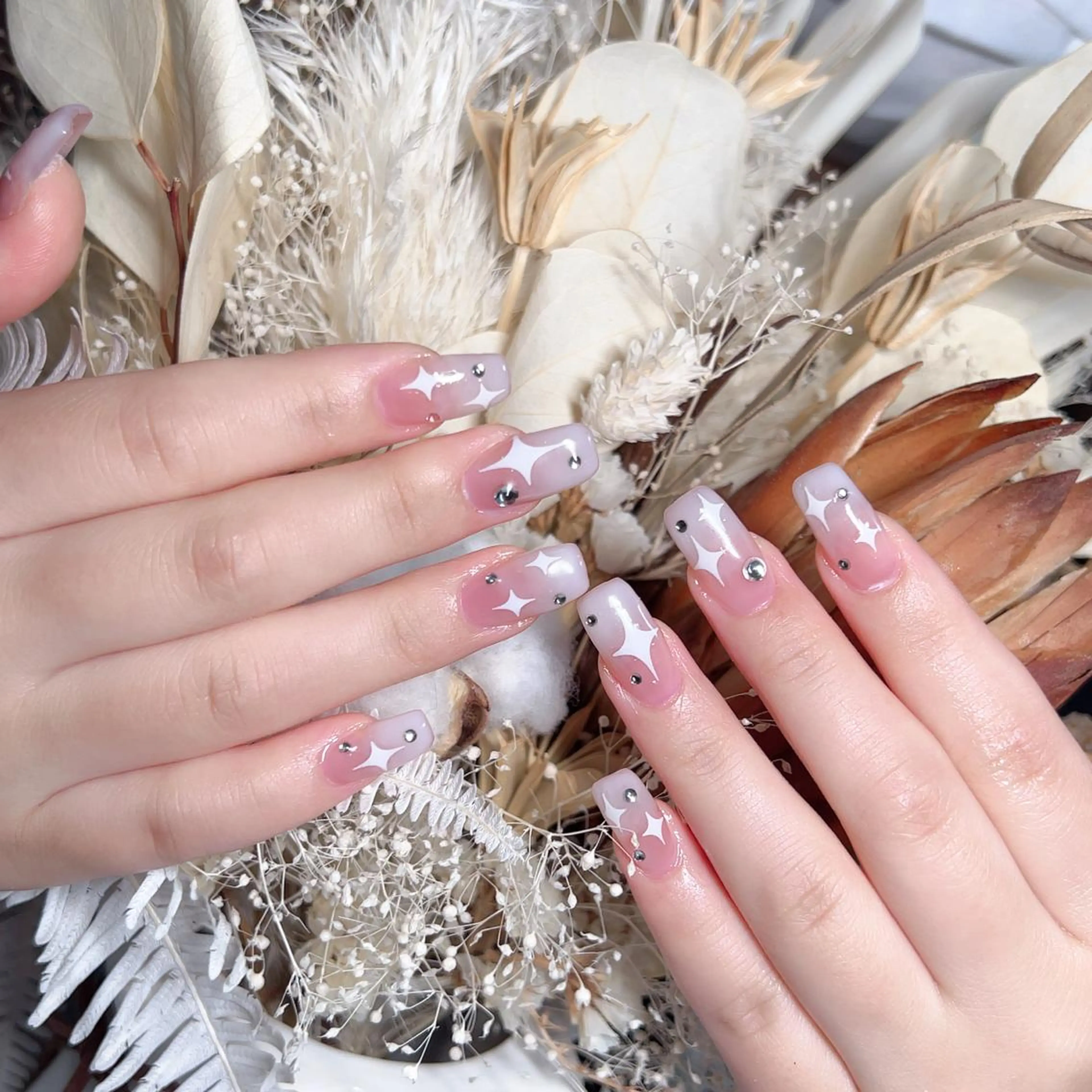 ネイル ハンドネイル M🌷nail 長さだし専門店のネイルデザイン