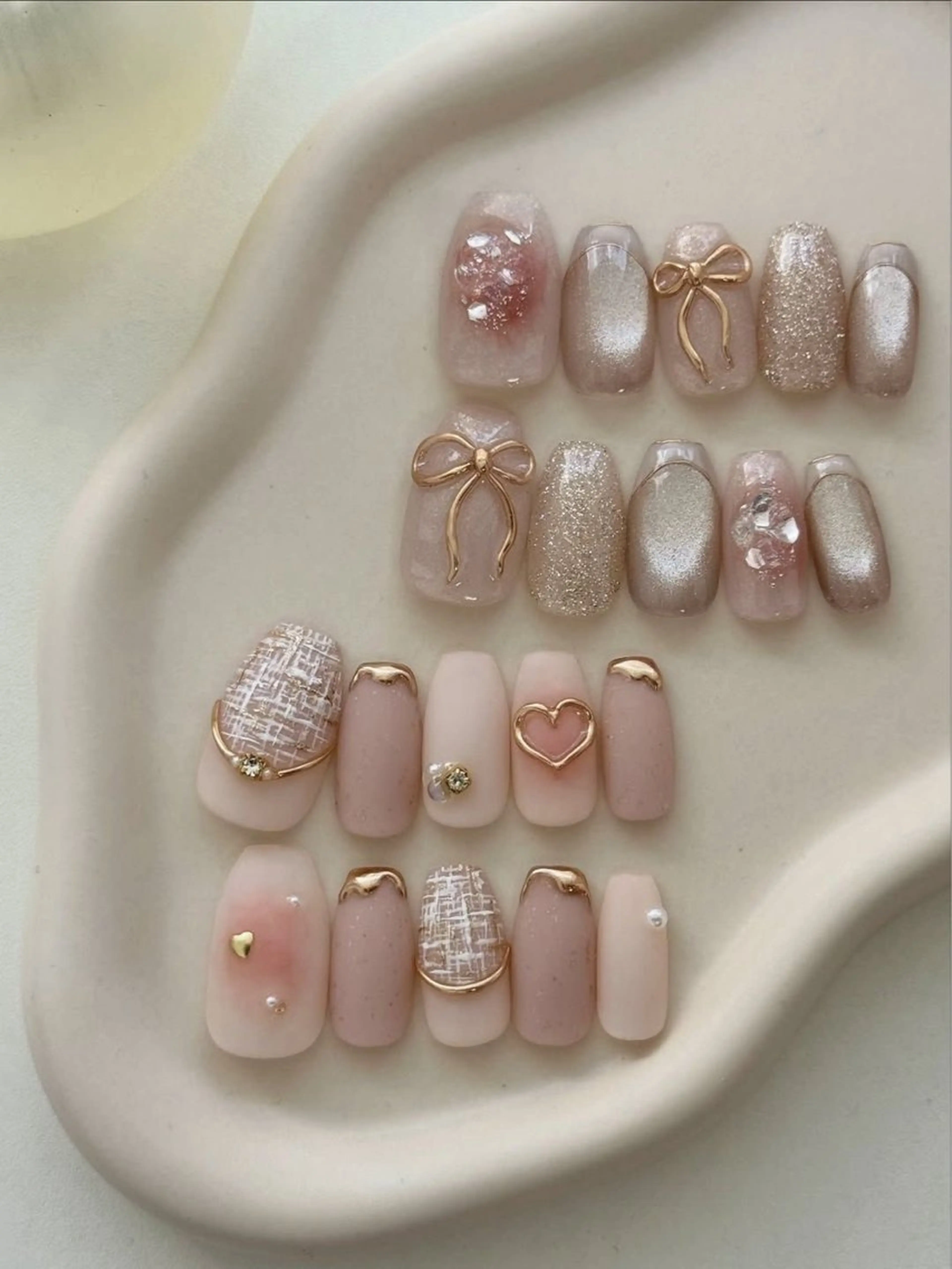 ネイル Odon Beauty  nail  salon所属・ソコ ソコのネイルデザイン