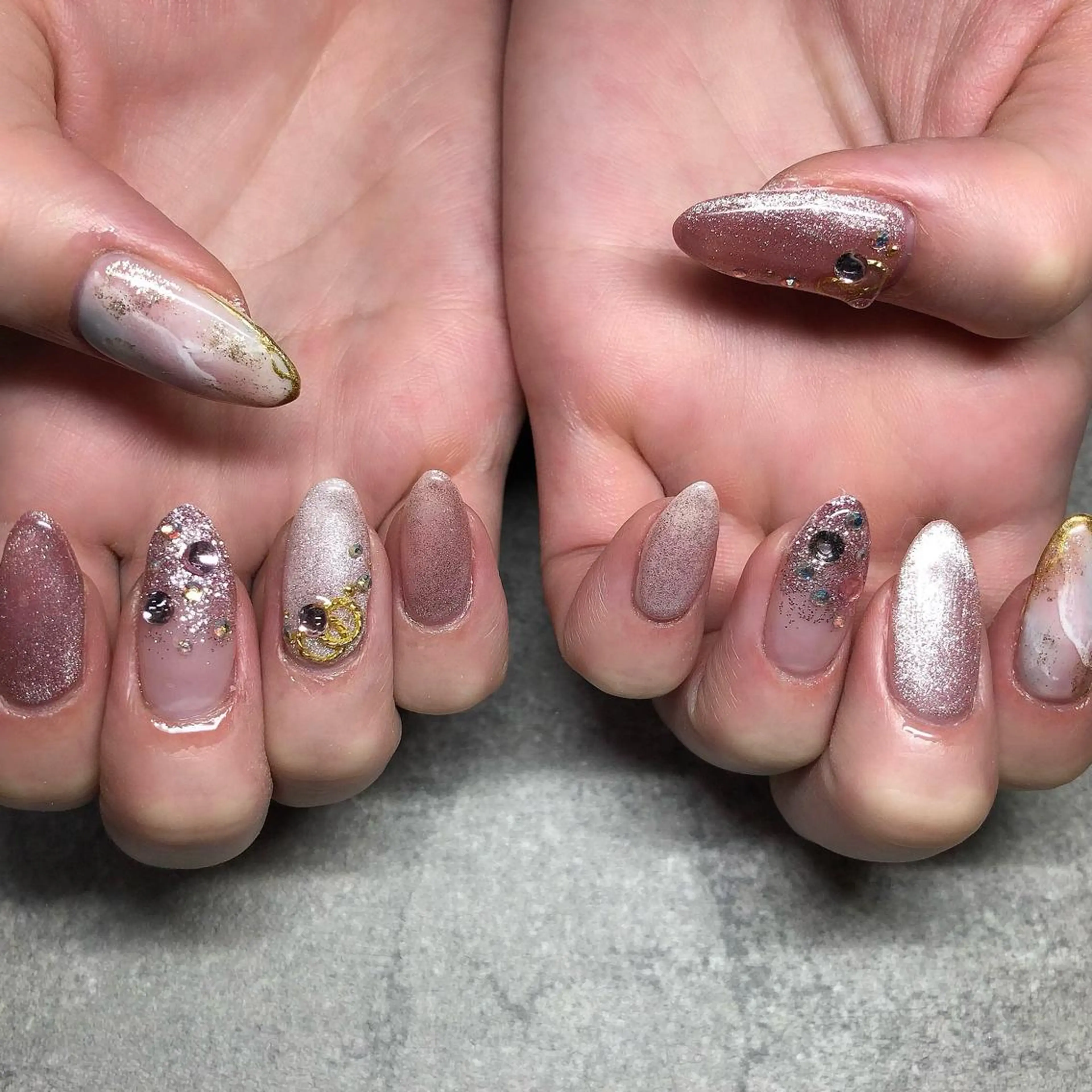 ネイル マグネットネイル 持ち込み ニュアンスネイル ハンドネイル 【Yappy🌈】 💖P-tanaのネイルデザイン