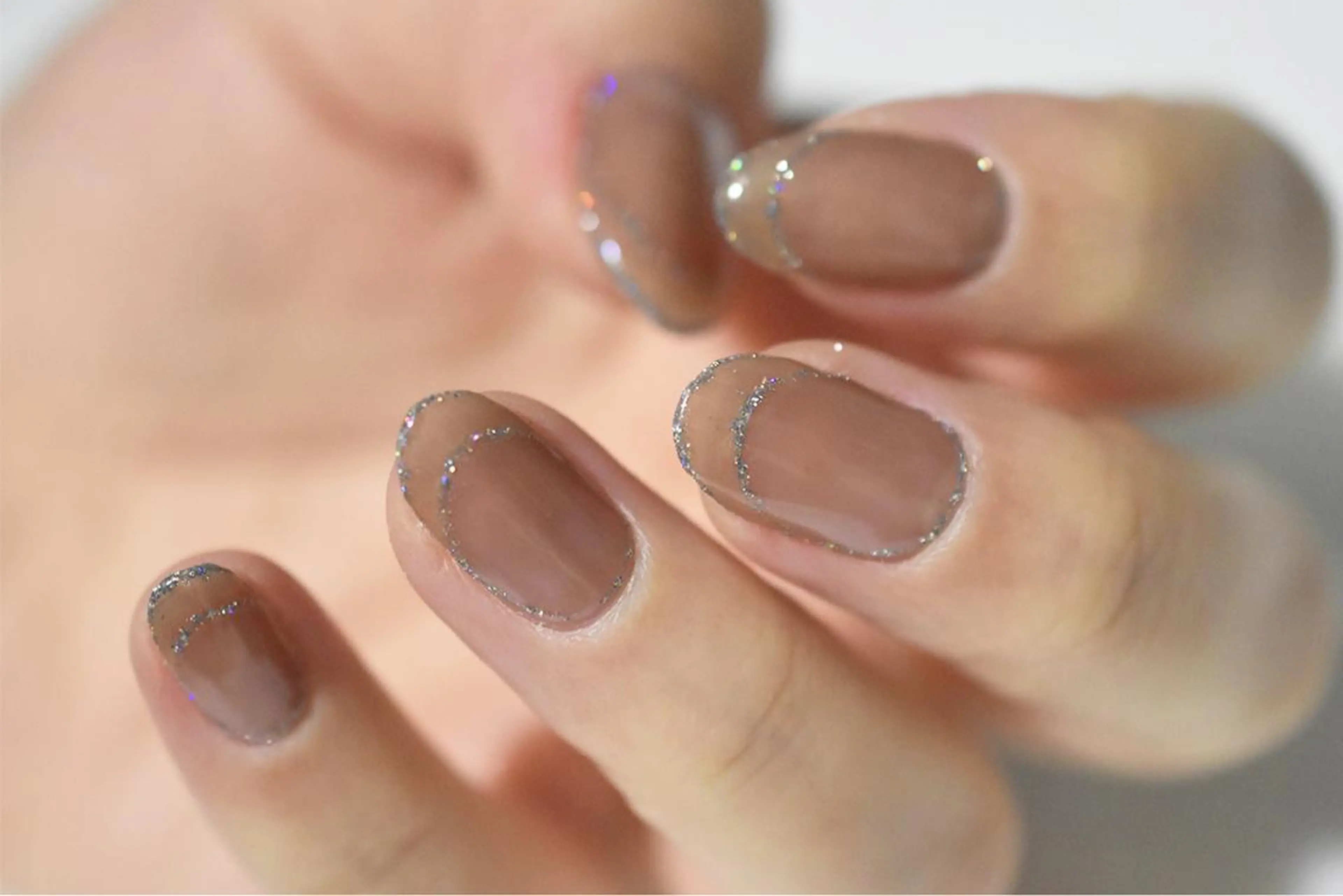 ミディアム カラー ネイル Aayley(アイリー)Salon所属・Aayley アイリ―サロンのネイルデザイン