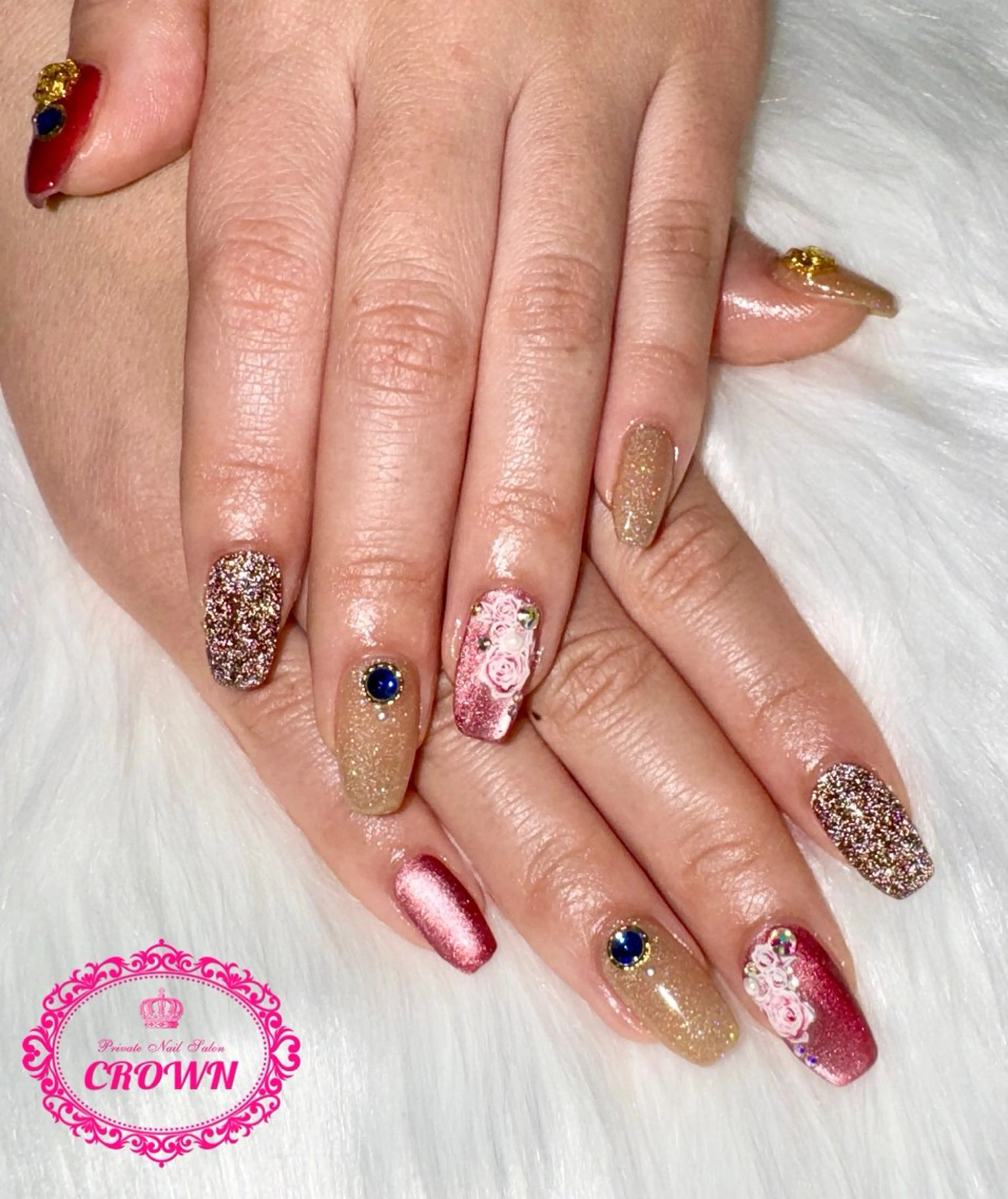 ネイル CROWN プライベートサロンのネイルデザイン