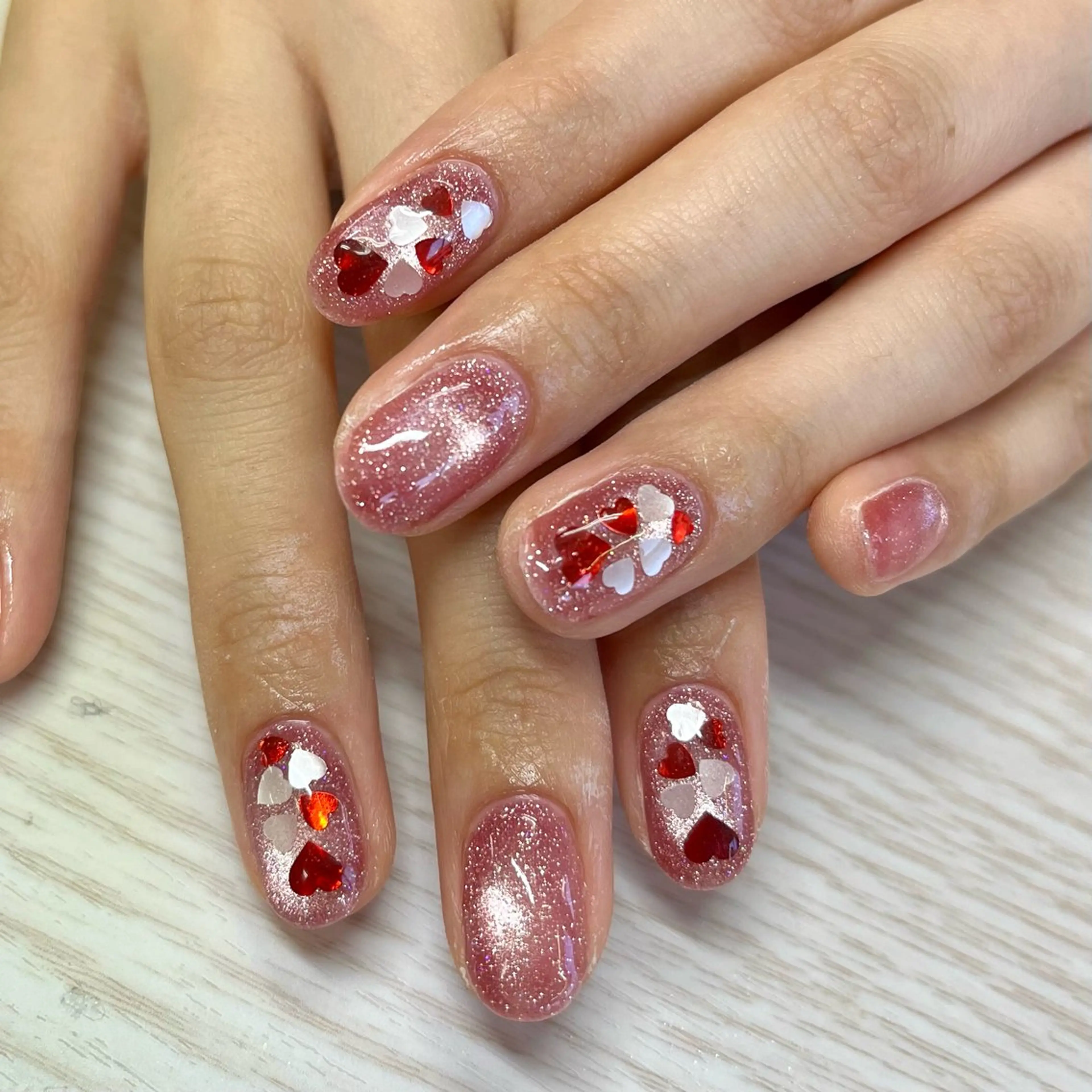 ネイル ハート マグネットネイル TRU NAIL&EYE所属・TRU ユウアのネイルデザイン