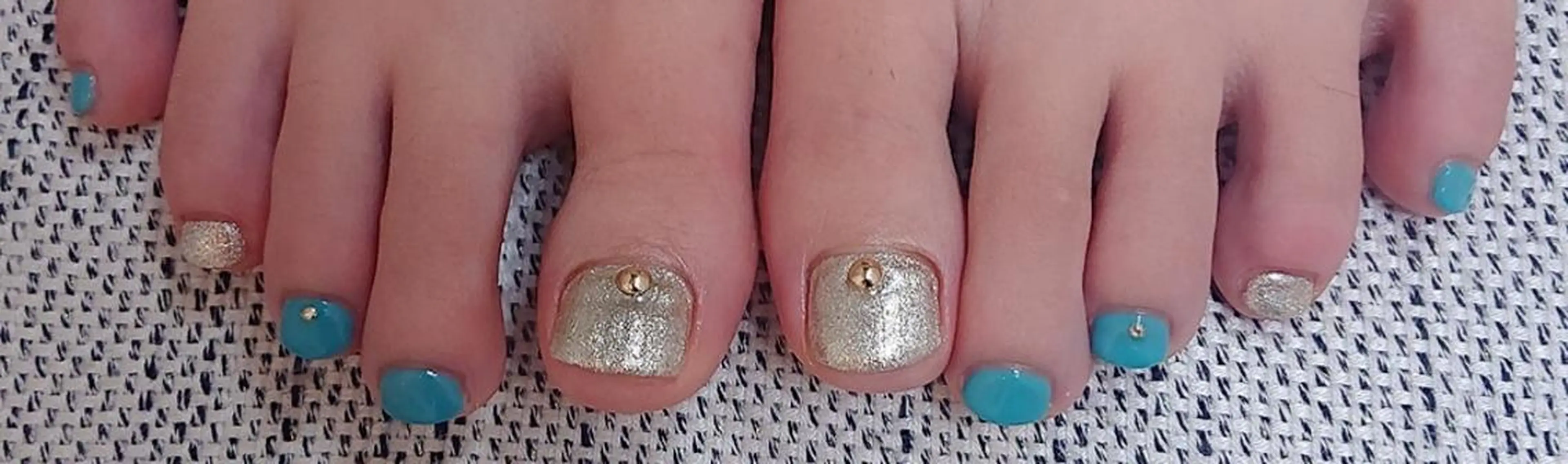 ネイル 🍒当日もOK🍒 𝑳𝑼𝑵𝑨花井のネイルデザイン