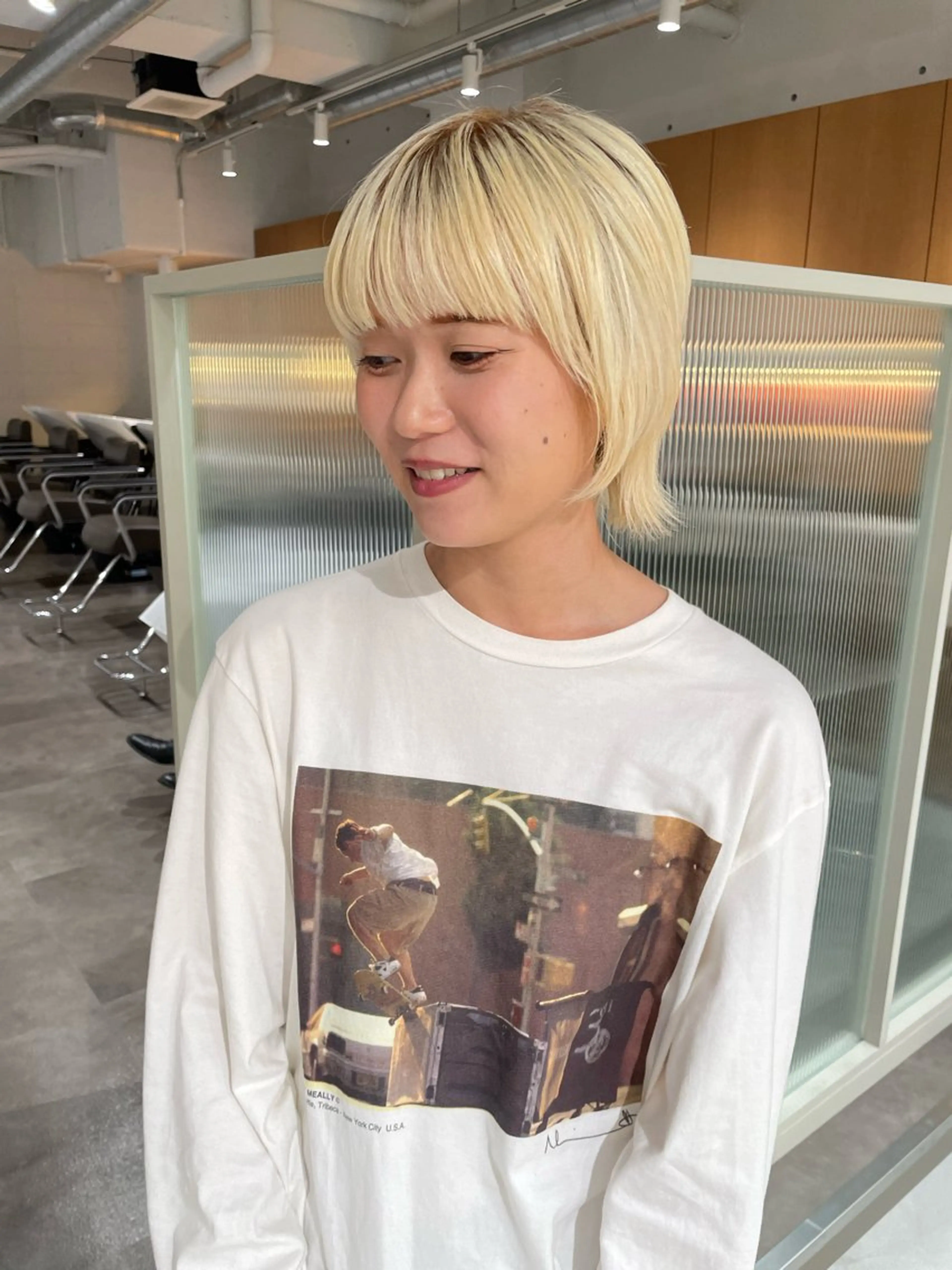 ショート カラー ブロンド ヘアカラー ショートボブ /綾華のヘアスタイル