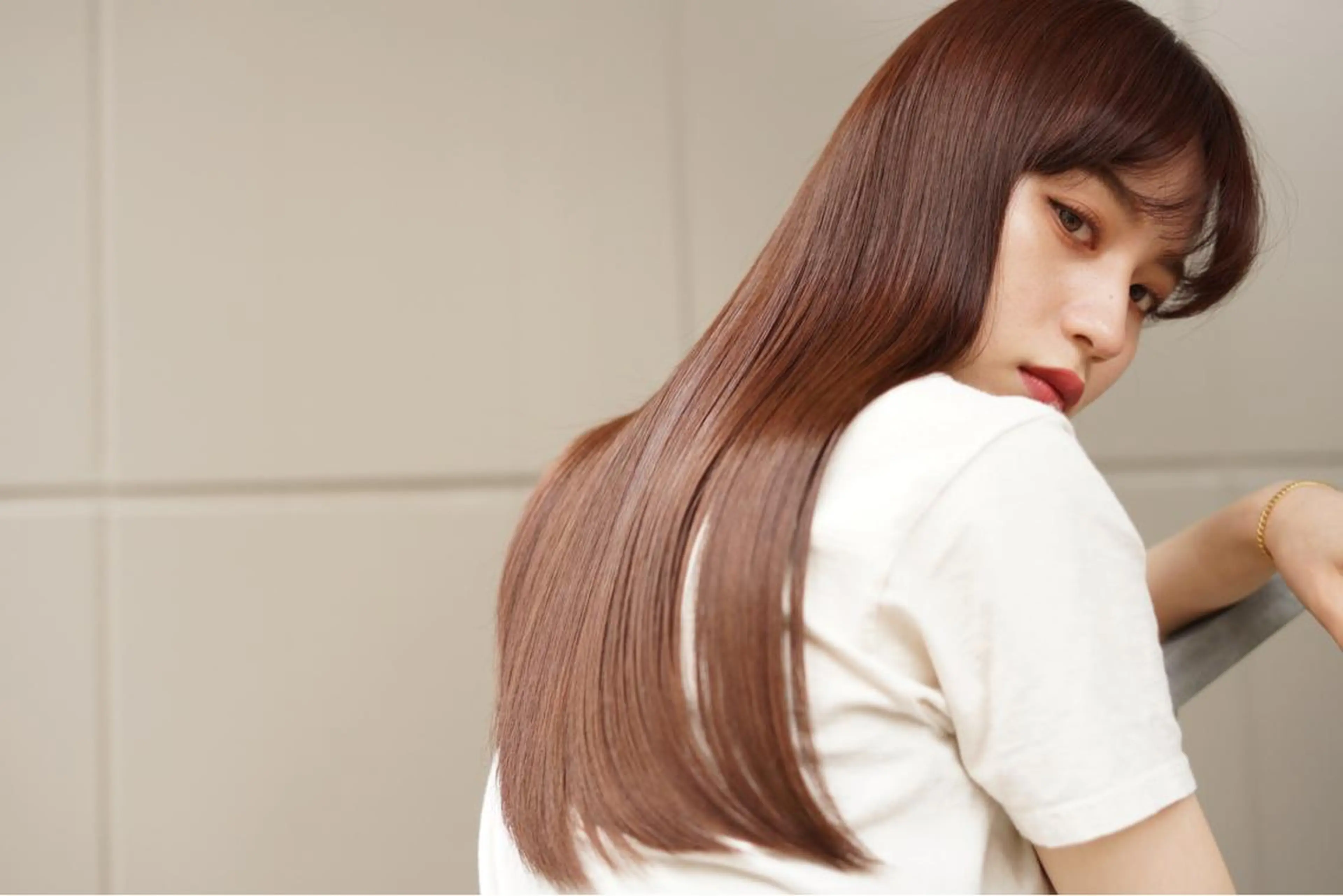 《極上の艶が欲しい方、硬め、ゴワゴワな髪質の方は断然こちら》プレミアム縮毛矯正　（カットなし）の写真