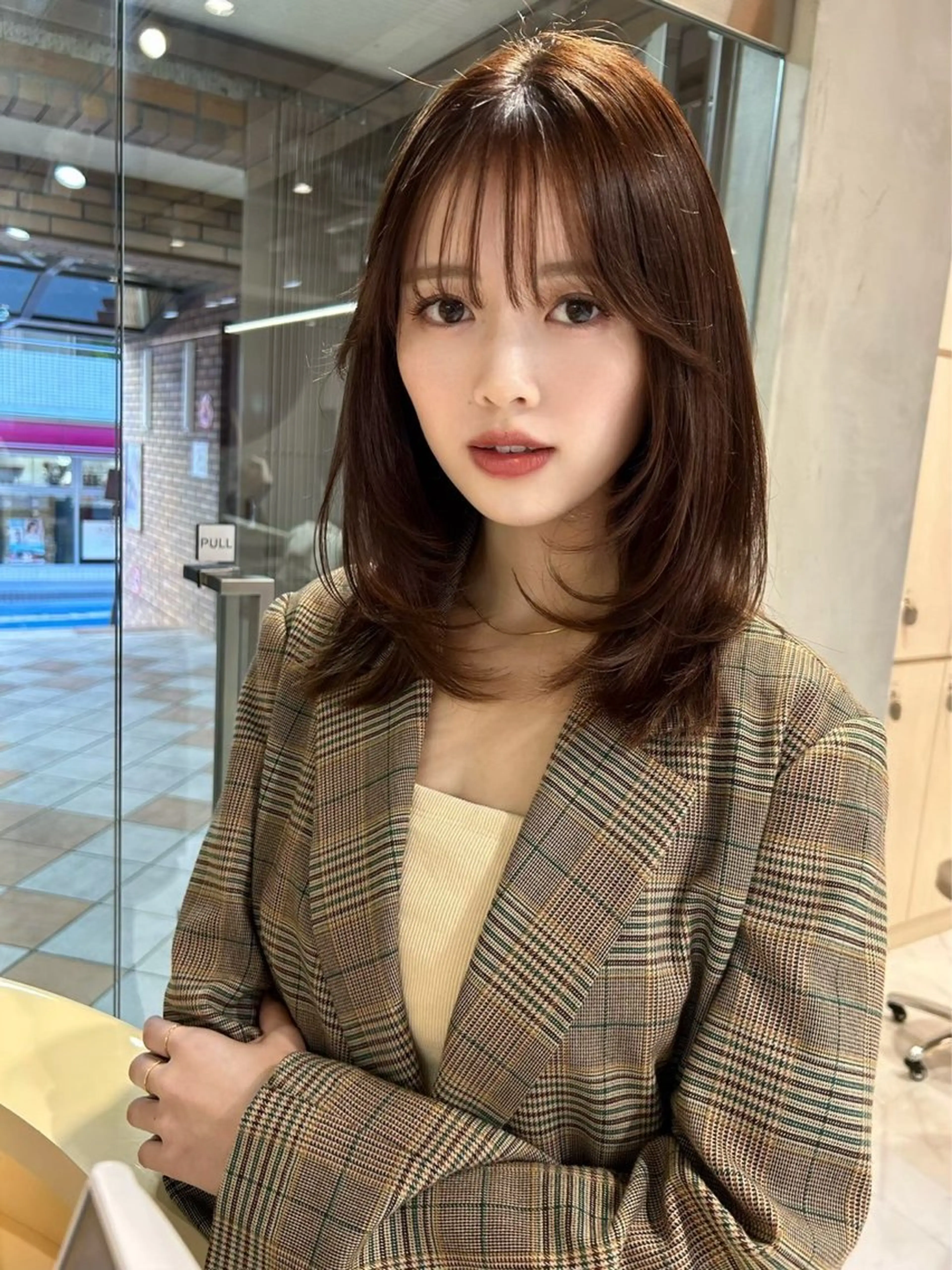 ミディアム カラー Lond profil 浦和所属・ショート特化/浦和/ 設樂彩乃のヘアスタイル