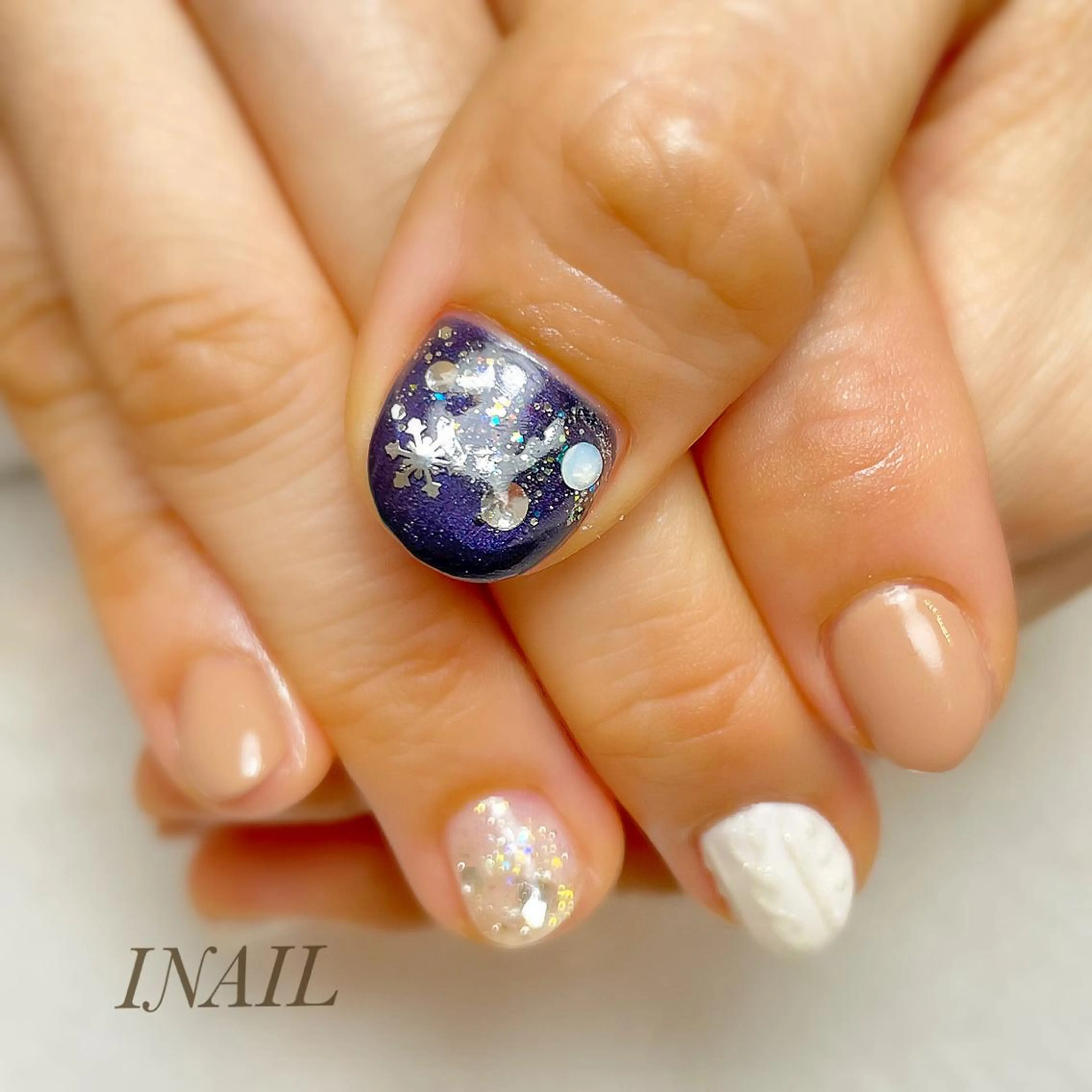 ネイル アートネイル ワンカラーネイル ハンドネイル ハンドケア 越谷市ネイルサロン INAILアイネイルのネイルデザイン