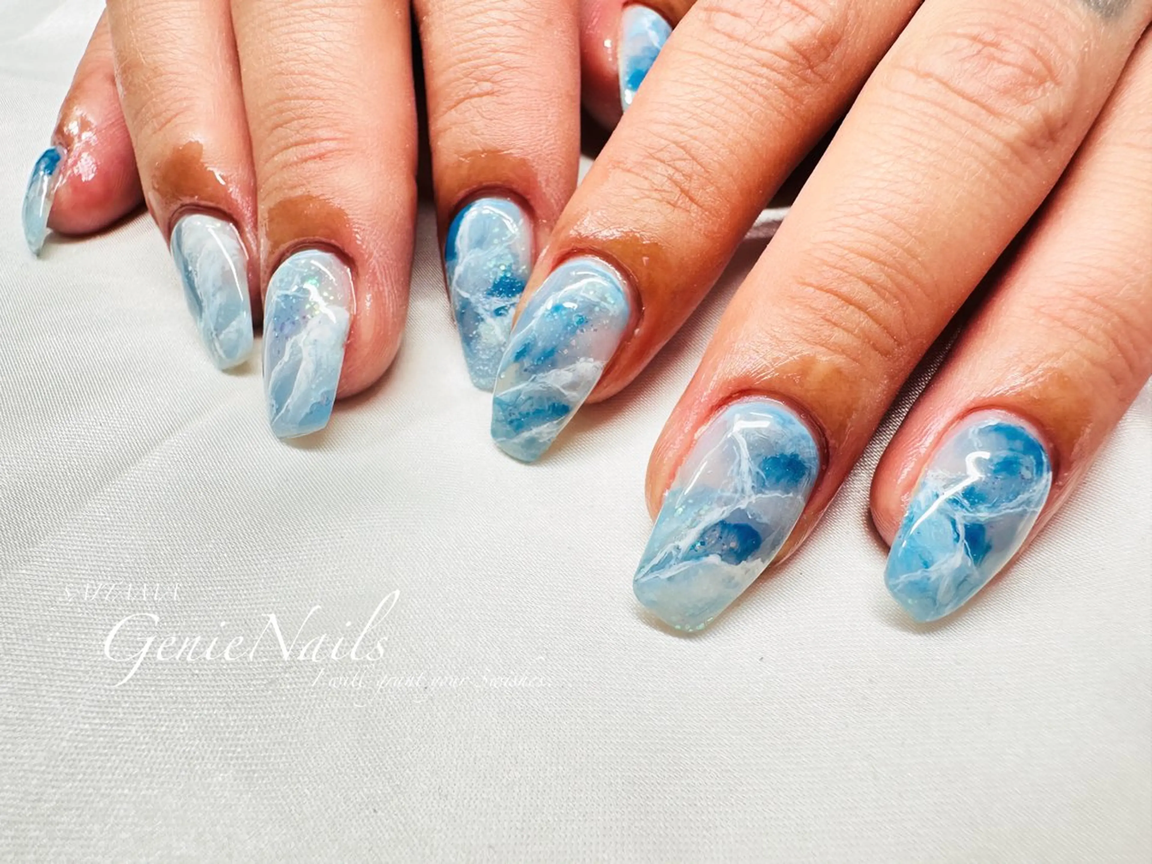 メンズ ネイル アートネイル 長さ出し 氷ネイル・うるうるネイル ロングネイル 大理石ネイル(マーブル) Genie Nailsのネイルデザイン