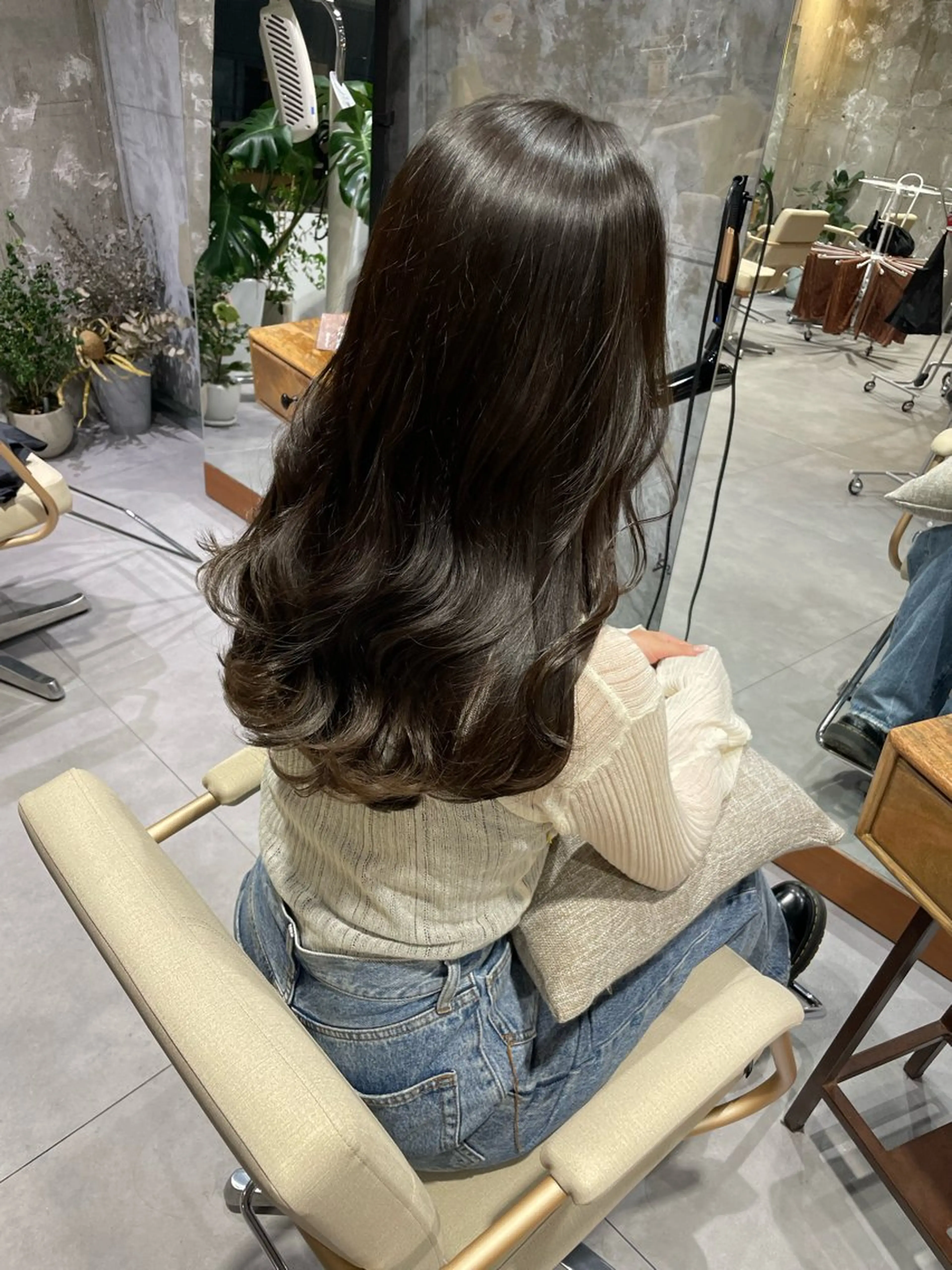 ロング カラー ヘアカラー かわにし ひなた🐰のヘアスタイル