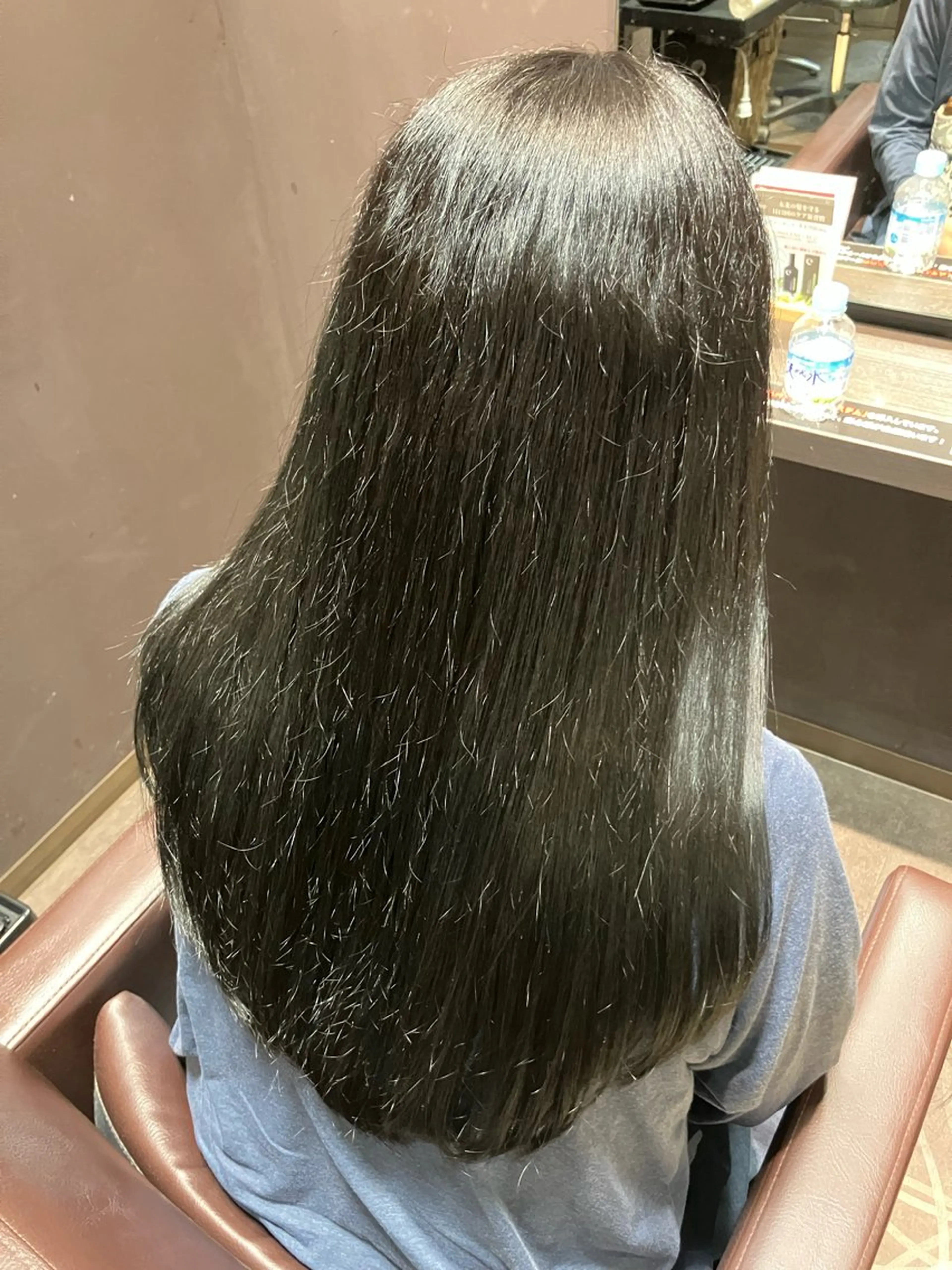 ロング カラー 黒髪 ブルーカラー ブルーブラック 小池 穂果/ 府中のヘアスタイル