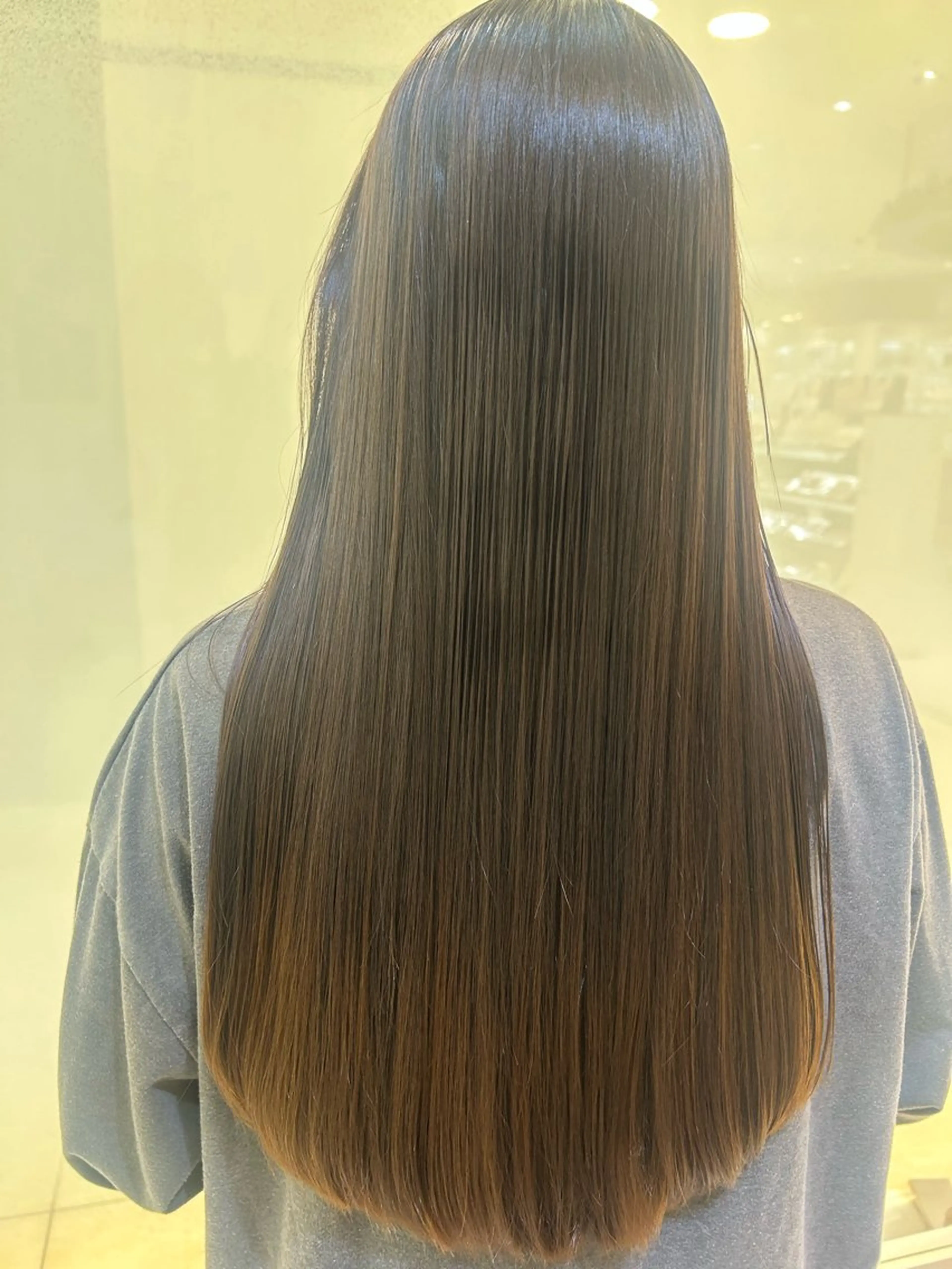 ロング カット トリートメント 髪質改善/縮毛矯正 ササキナツミのヘアスタイル