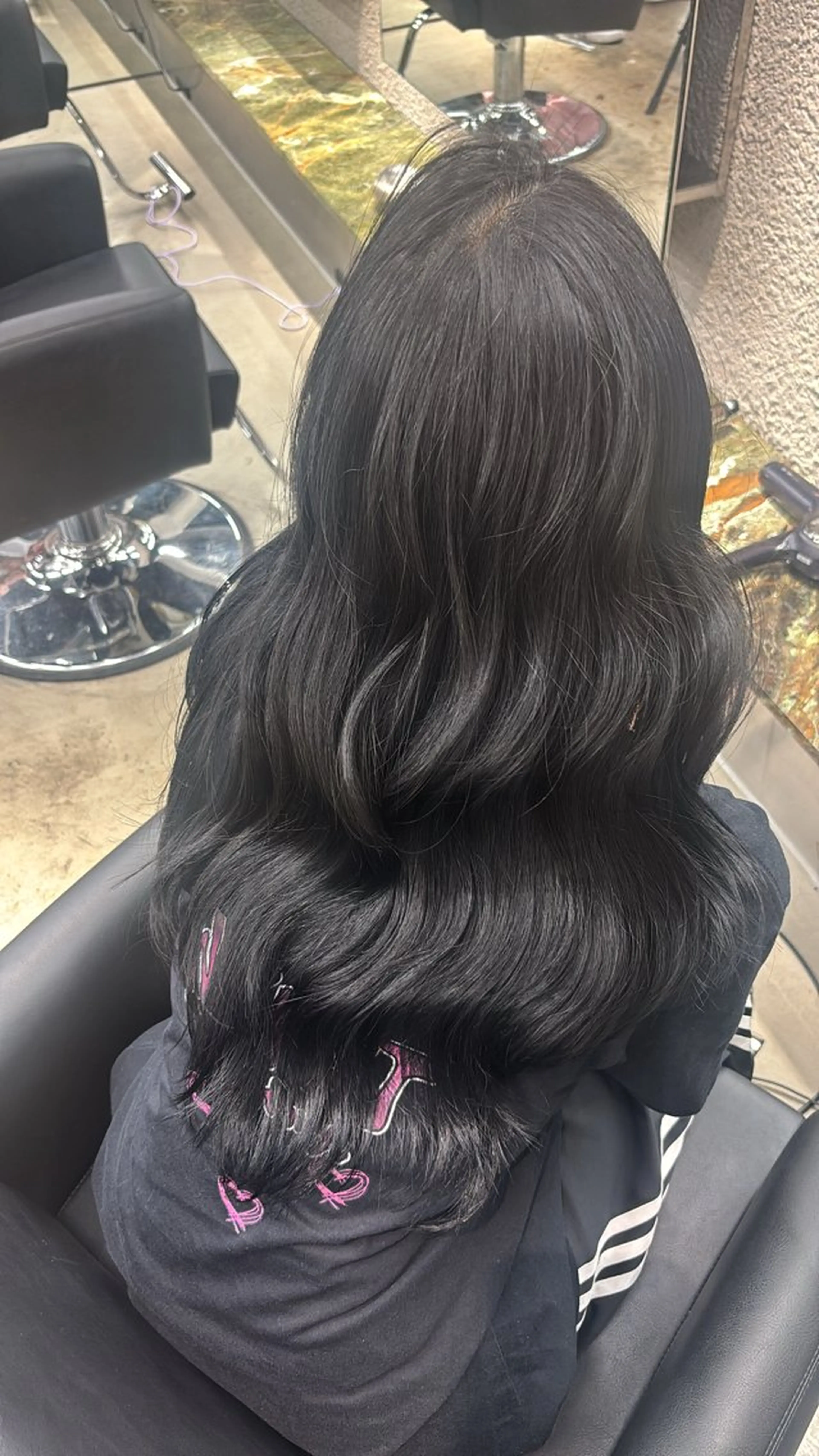 ロング カラー ヘアアレンジ 黒髪 ブリーチ ヘアカラー トリートメント PELE SAKAE airiのヘアスタイル