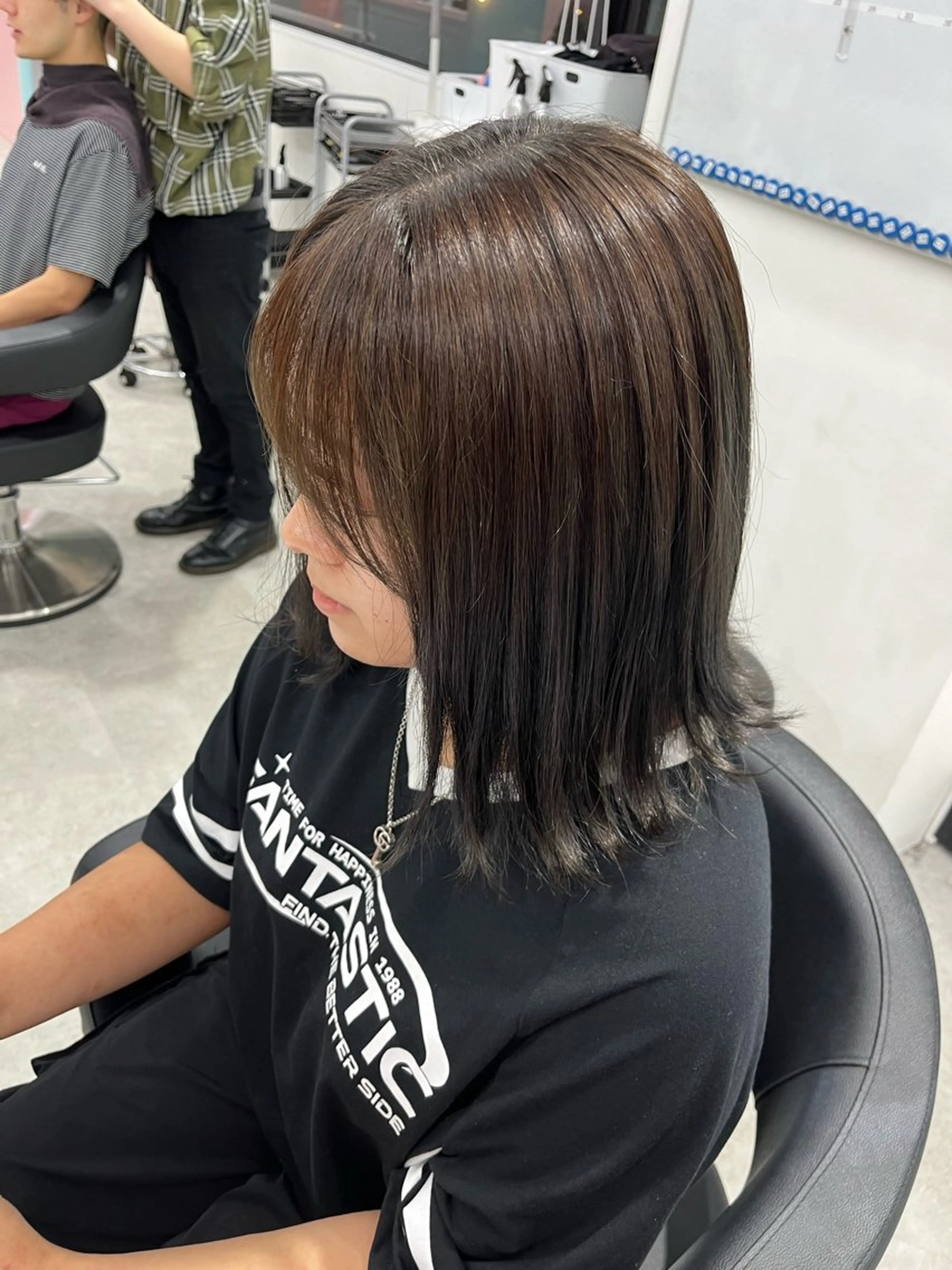 ショート カラー みう/仙台/暖色/ 艶髪/顔周りカット/のヘアスタイル