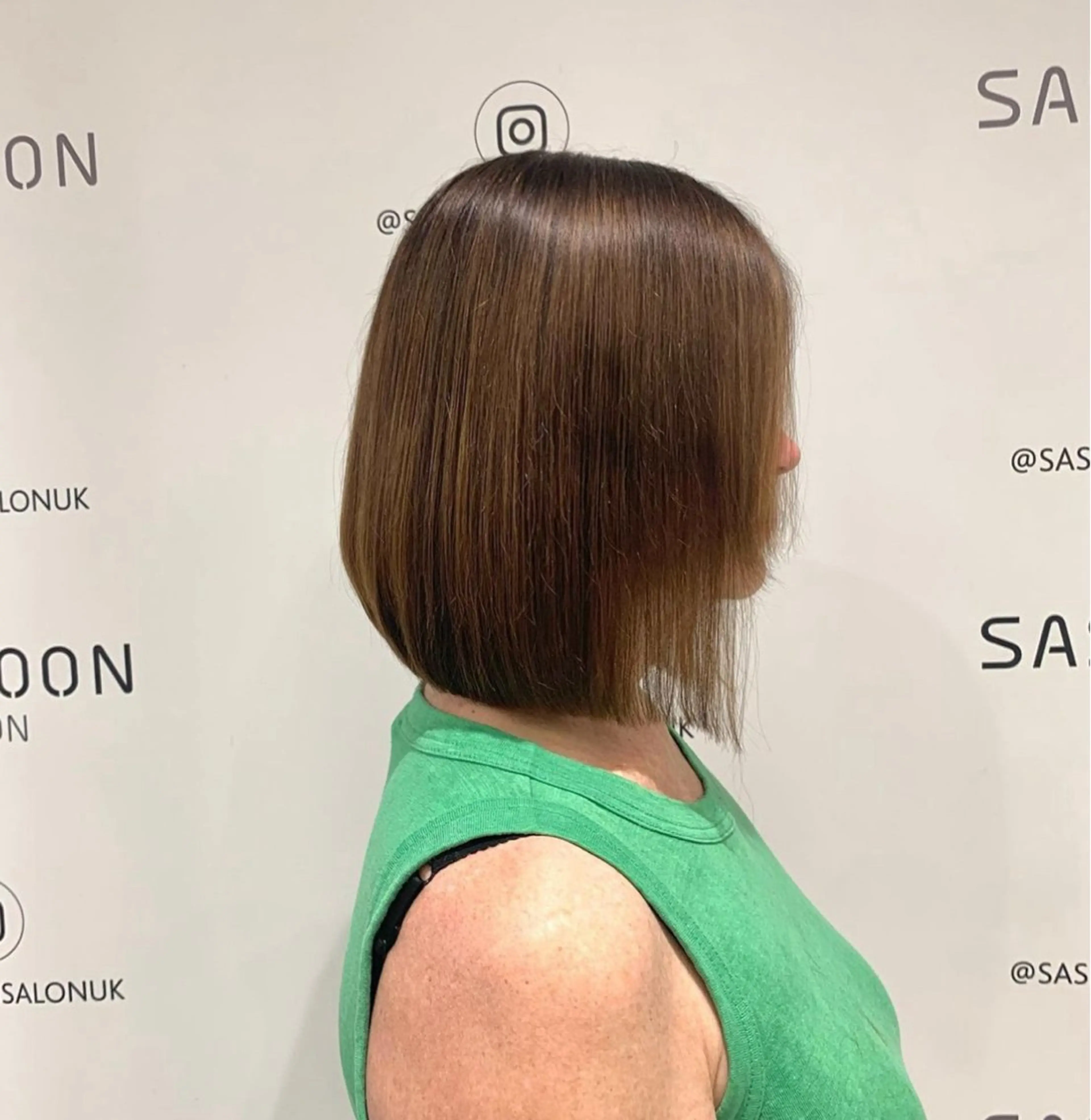 ミディアム 卒業式のヘアスタイル 🫧RYOグレージュ /透け感カラー🫧のヘアスタイル