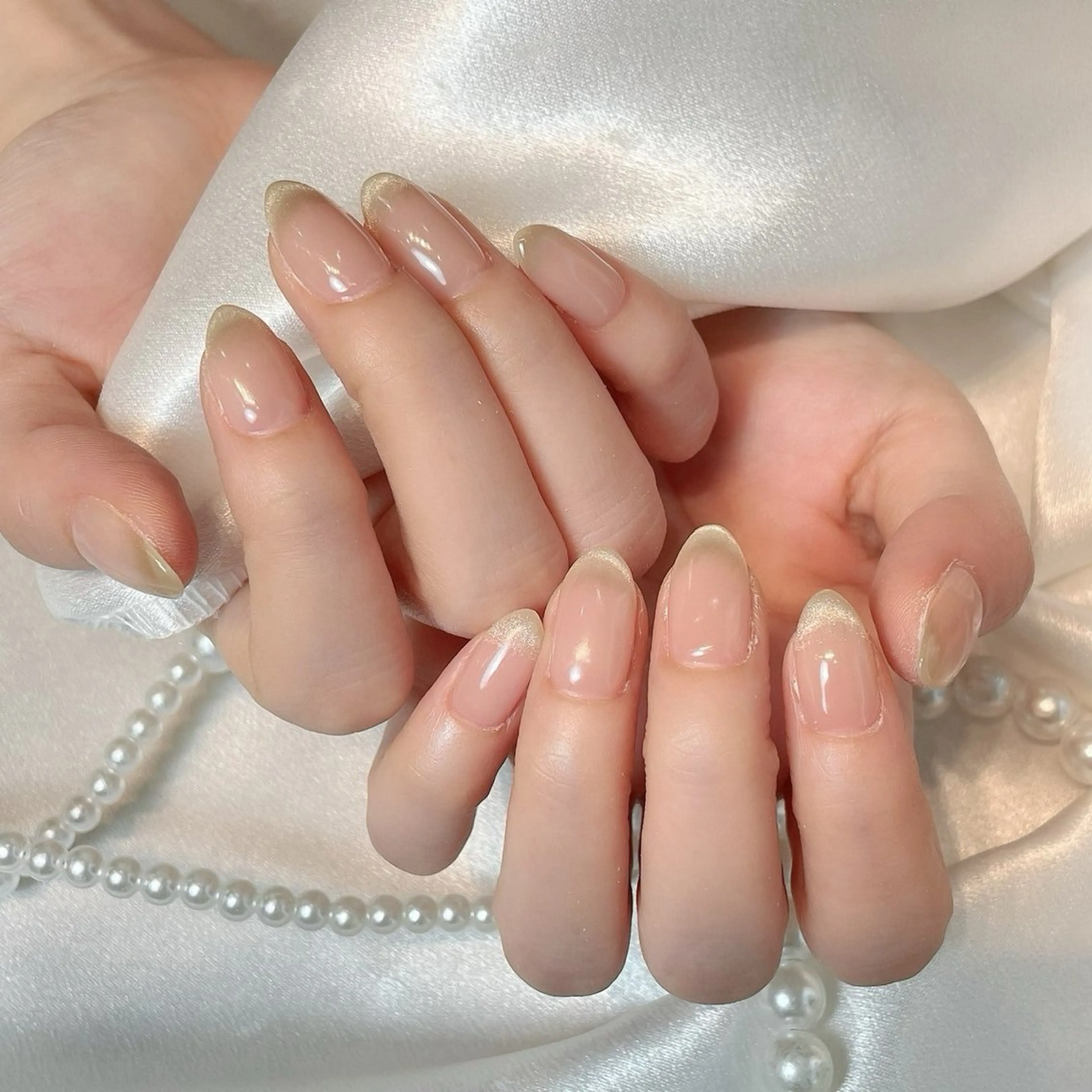 自爪🎀マグネットフレンチ🧲（ベース色付き）　オフありの写真