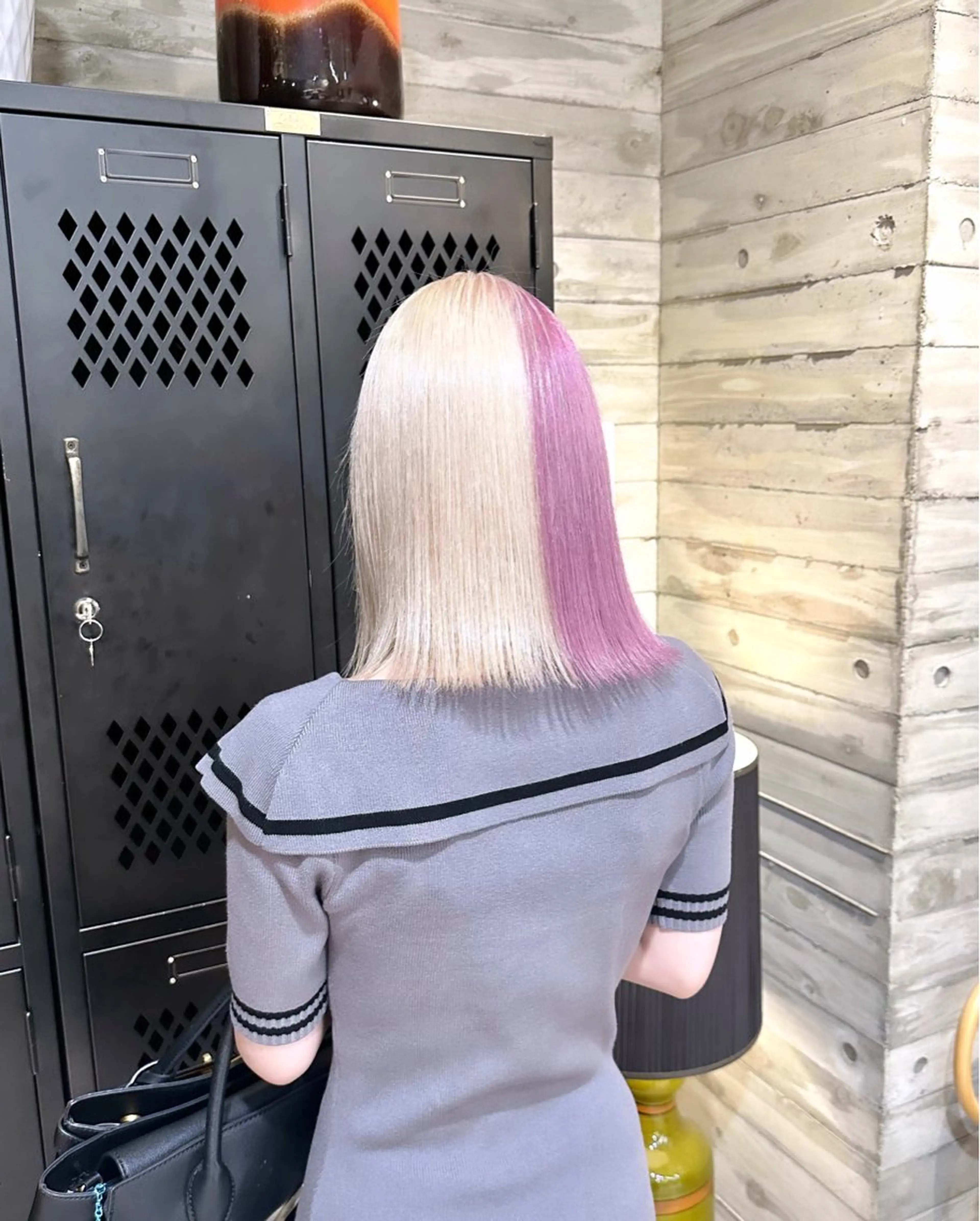 ミディアム 抜きっぱなしブロンド ササキカズマのヘアスタイル