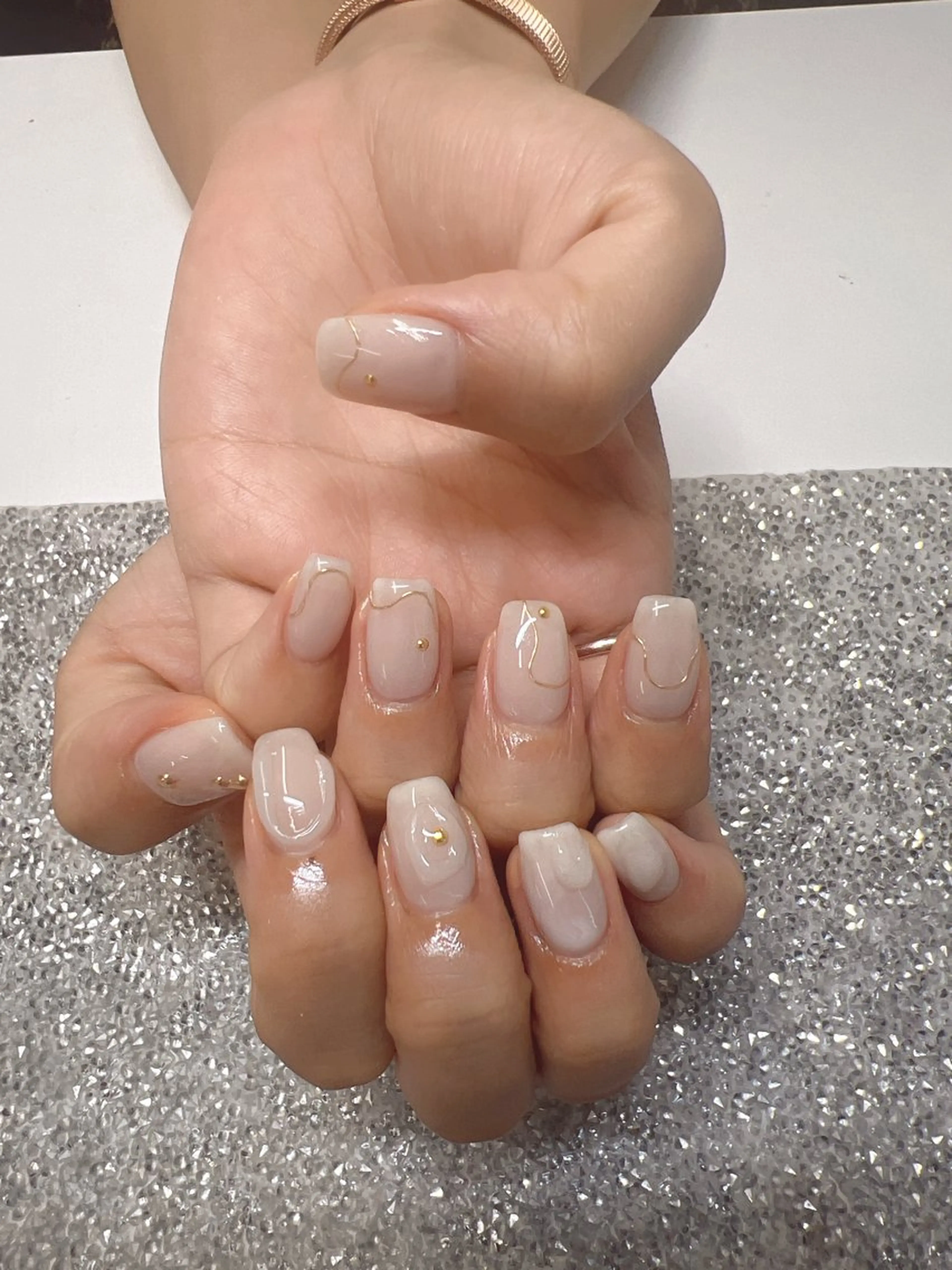 ネイル Guarendo錦糸町店所属・ガレンドウ 白澤 愛子のネイルデザイン