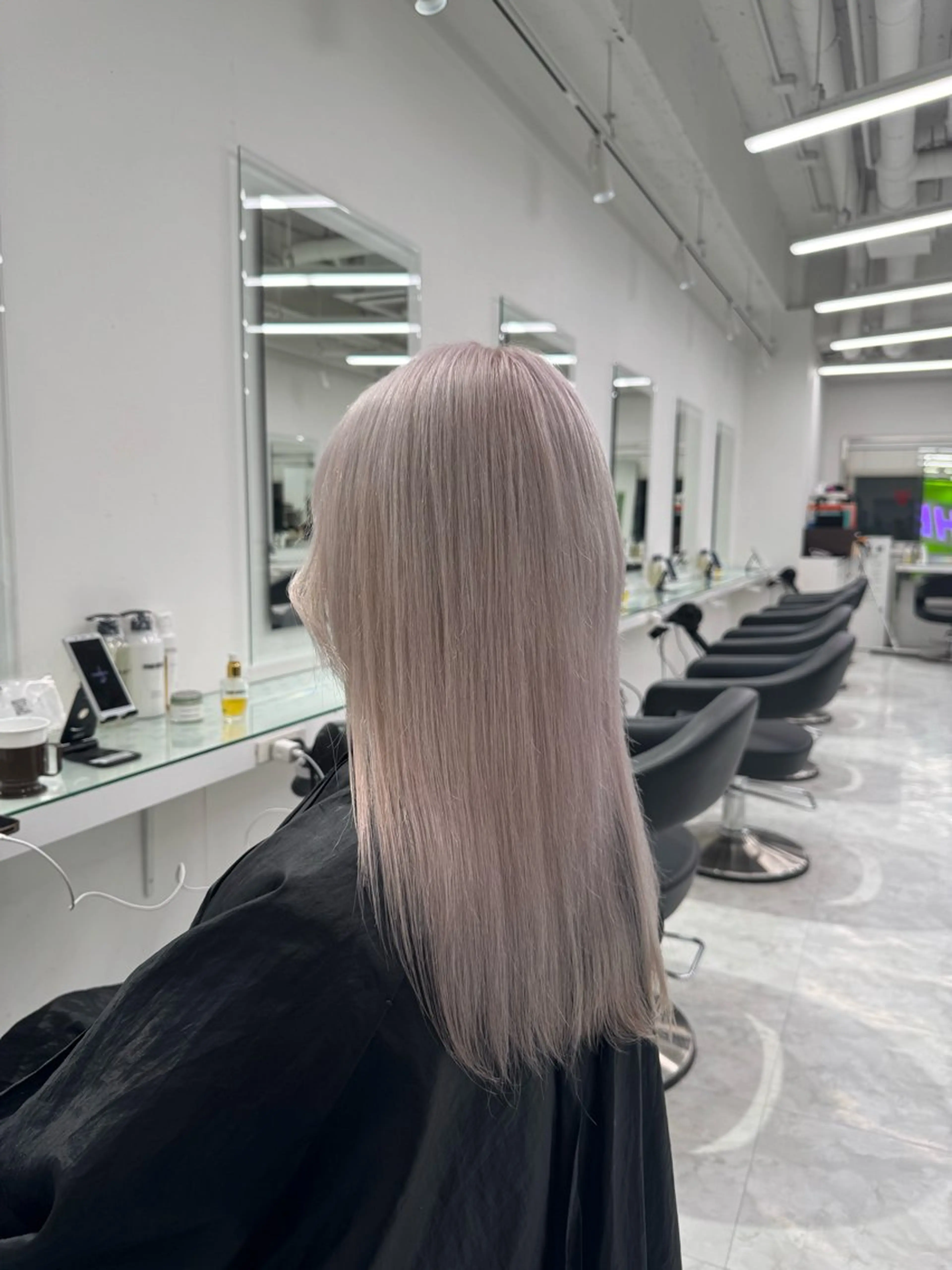 ロング カラー ヘアアレンジ ヘアカラー トリートメント ハイトーン艶カラー 🤍ゆうひのヘアスタイル