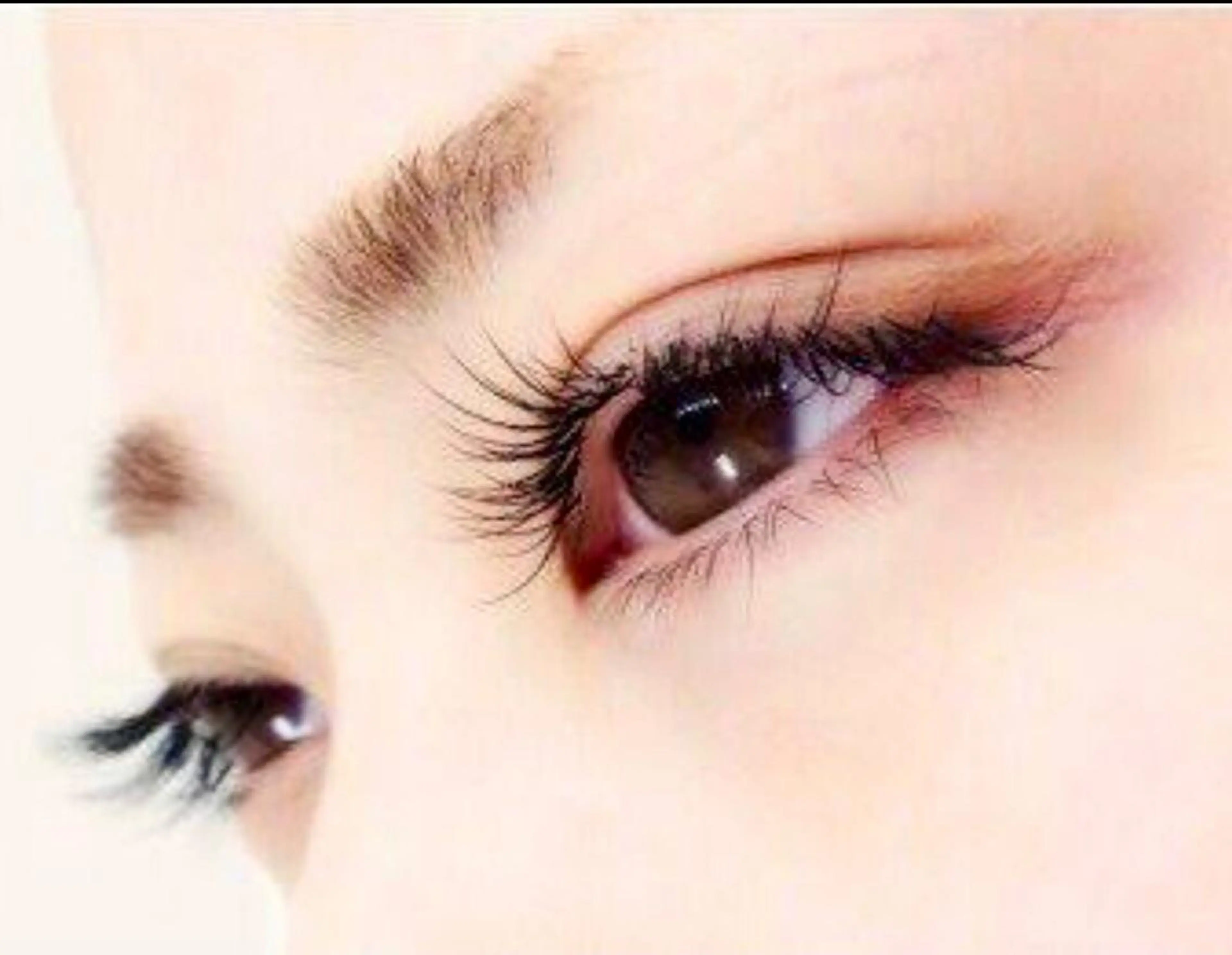 マツエク・マツパ creo所属・コマツ ユミのヘアスタイル