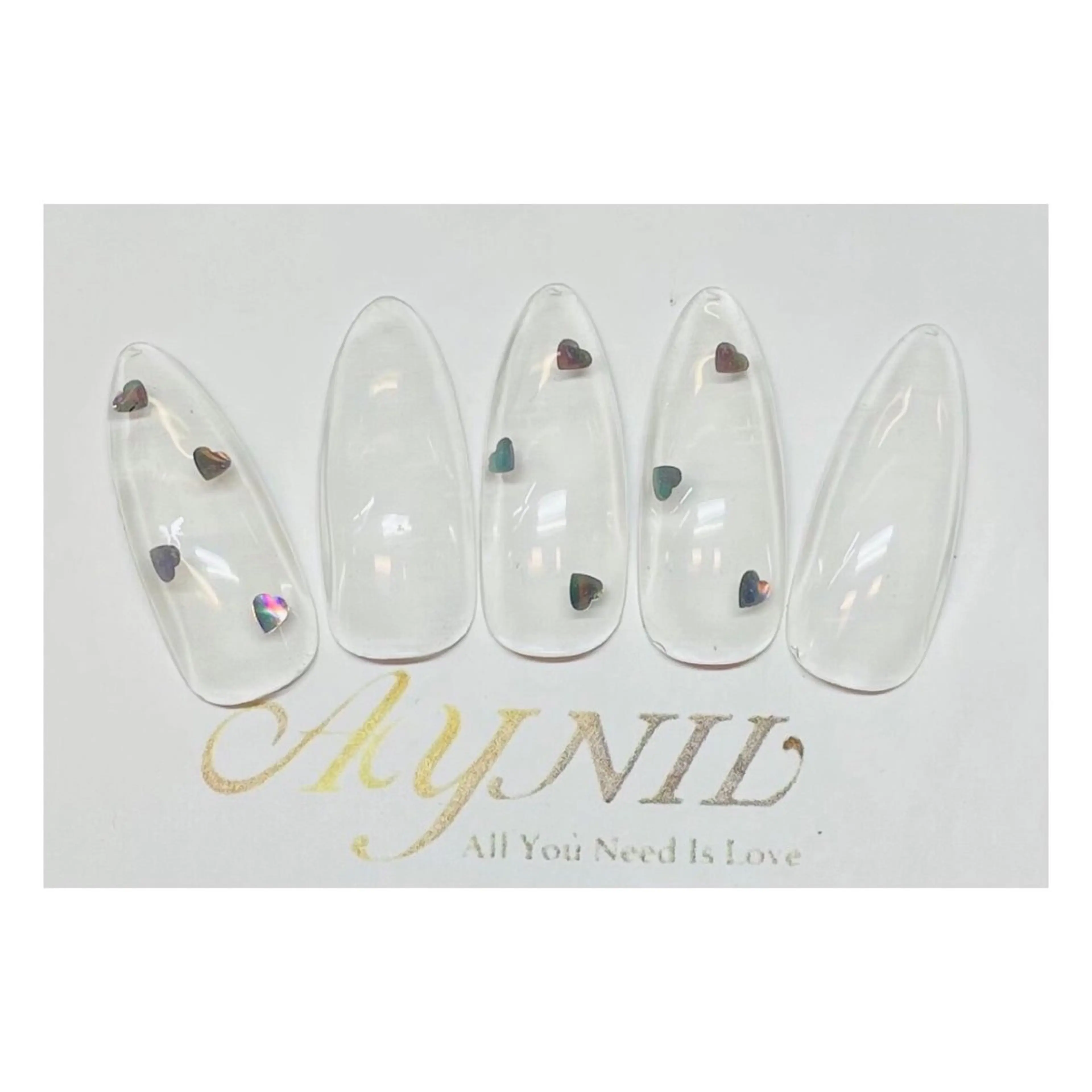 ネイル オーロラネイル フレンチネイル キラキラネイル ラメ(グリッター) ラメグラデーション 🦋AYNIL🦋 ナチュラル専門店♥️のネイルデザイン