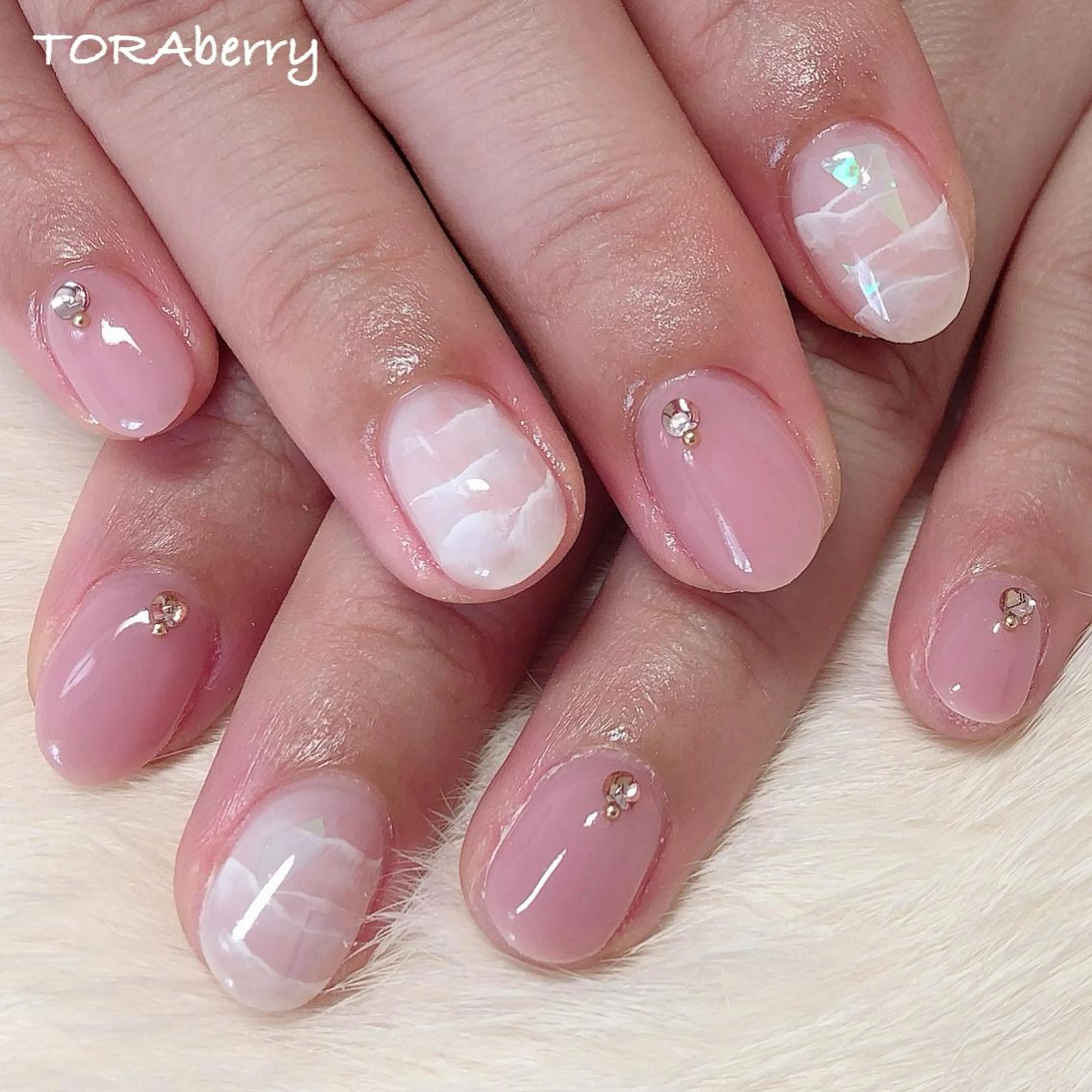 ネイル ワンカラーネイル ハンドネイル ネイリスト なつみのネイルデザイン