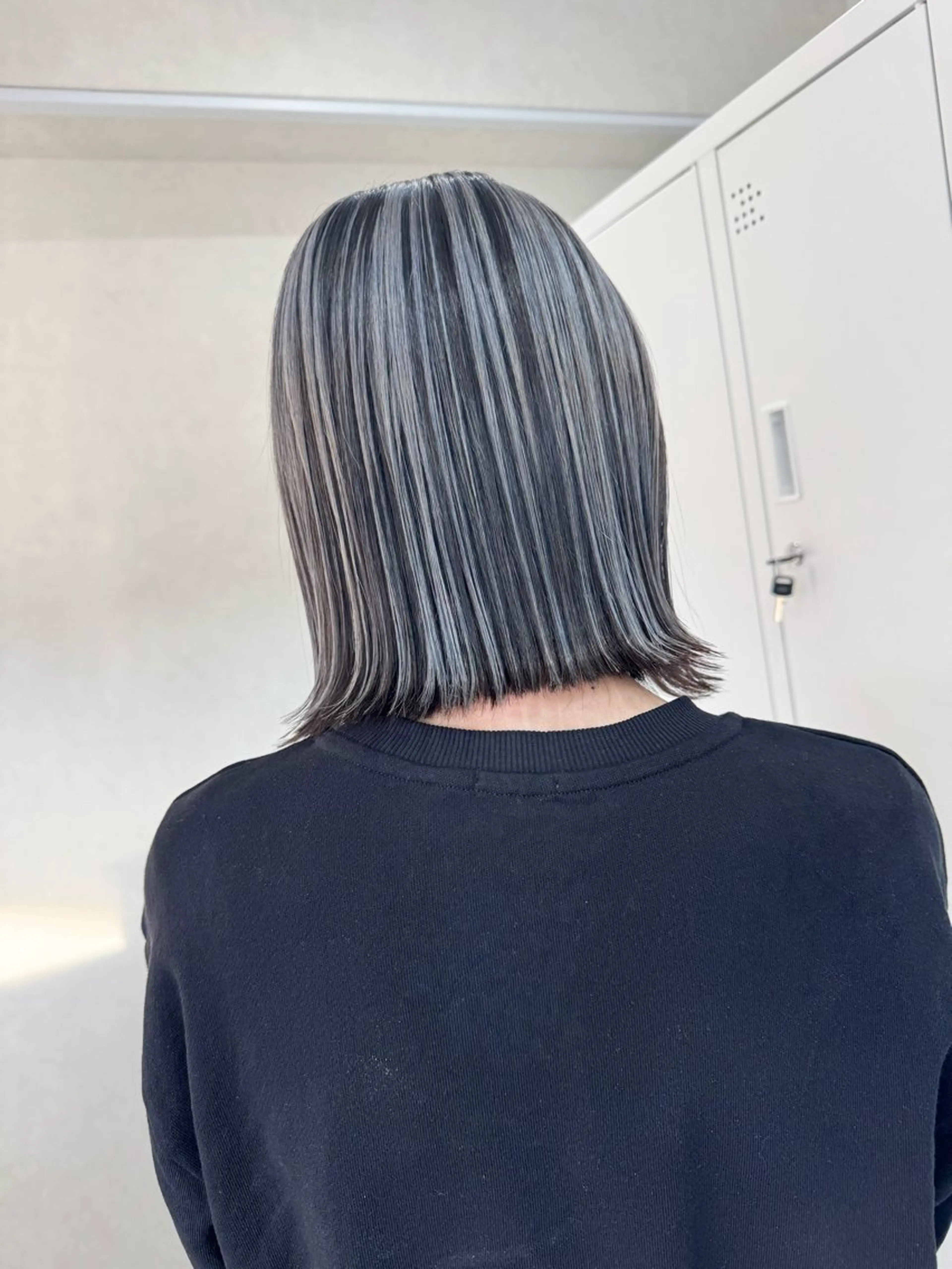 ミディアム カラー M IIのヘアスタイル