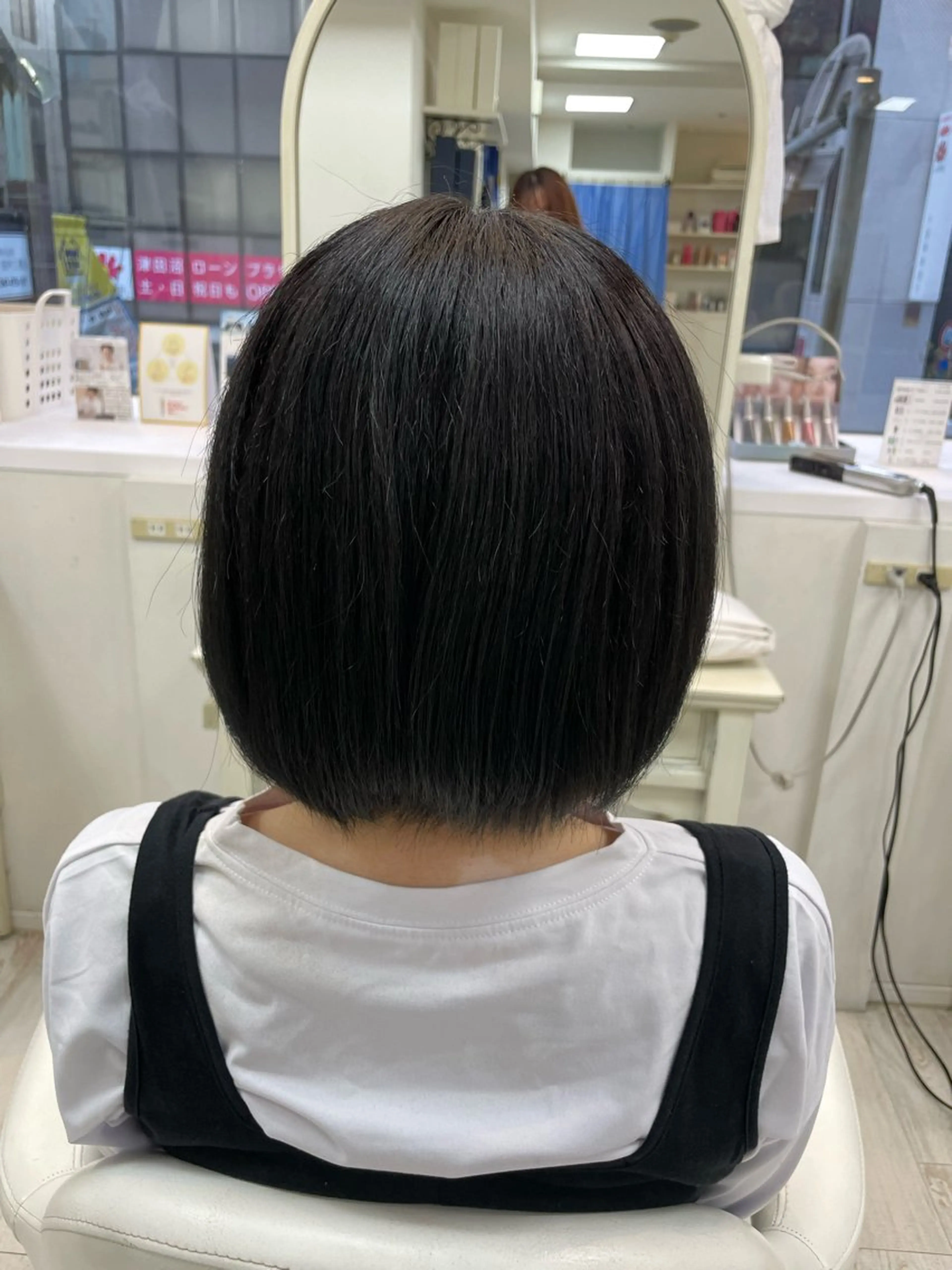 ショート ヘアカラー トリートメント 町田 あみのヘアスタイル