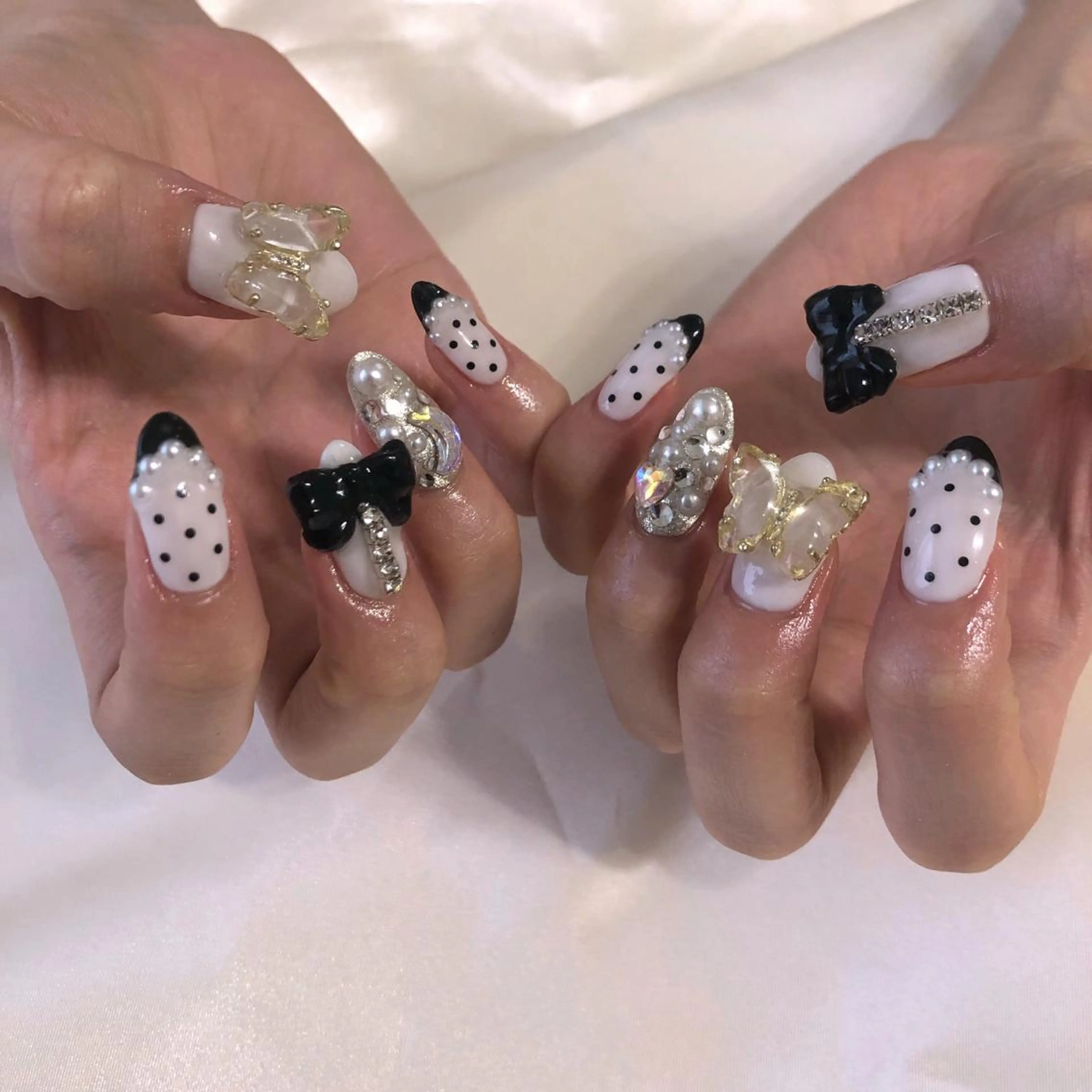 ネイル ハンドネイル ViViA momokaのネイルデザイン