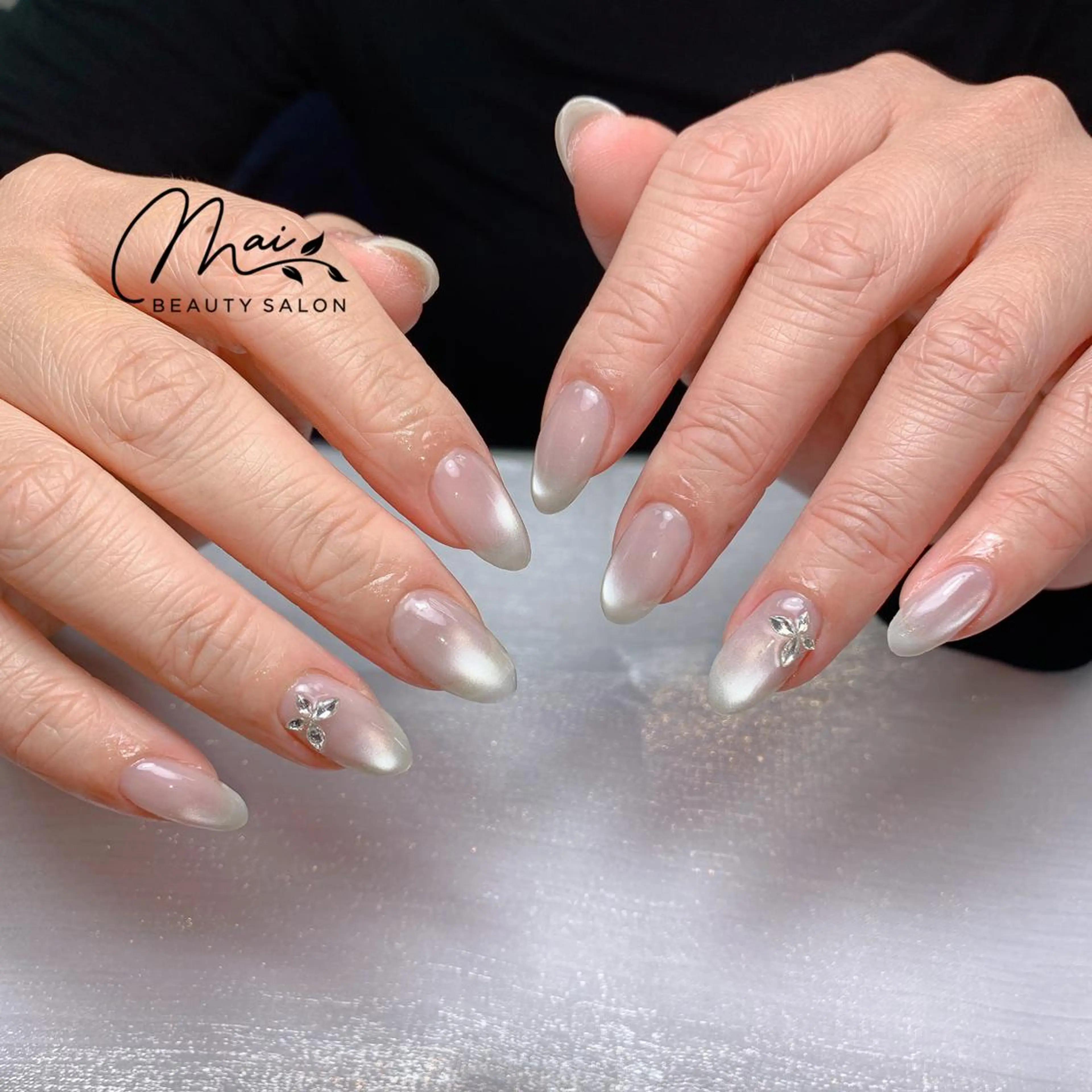 ネイル オーロラネイル チークネイル 長さ出し フラッシュネイル フットネイル MaiBeauty マイ マイのネイルデザイン