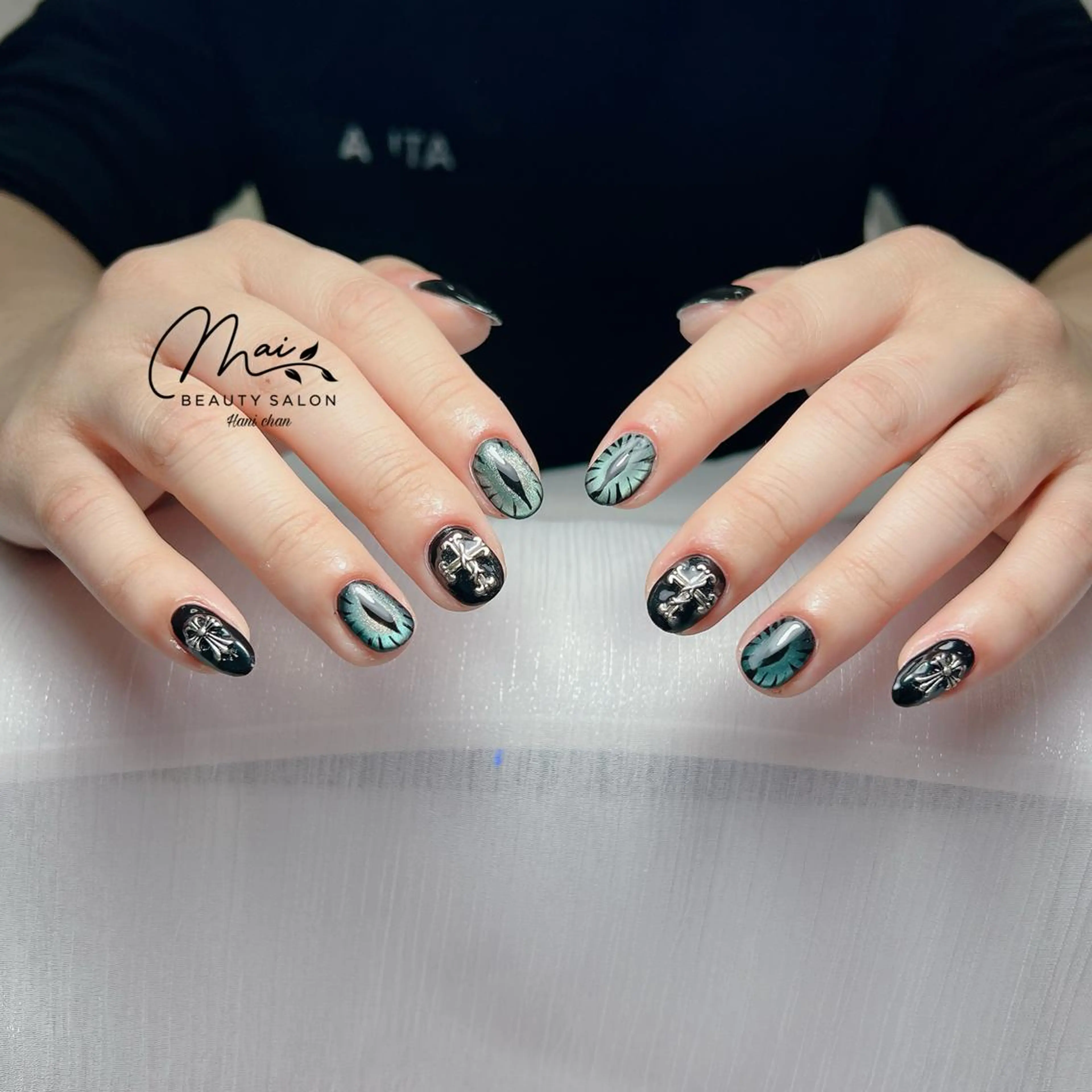 ネイル オーロラネイル チークネイル 長さ出し フラッシュネイル フットネイル MaiBeauty dodoのネイルデザイン