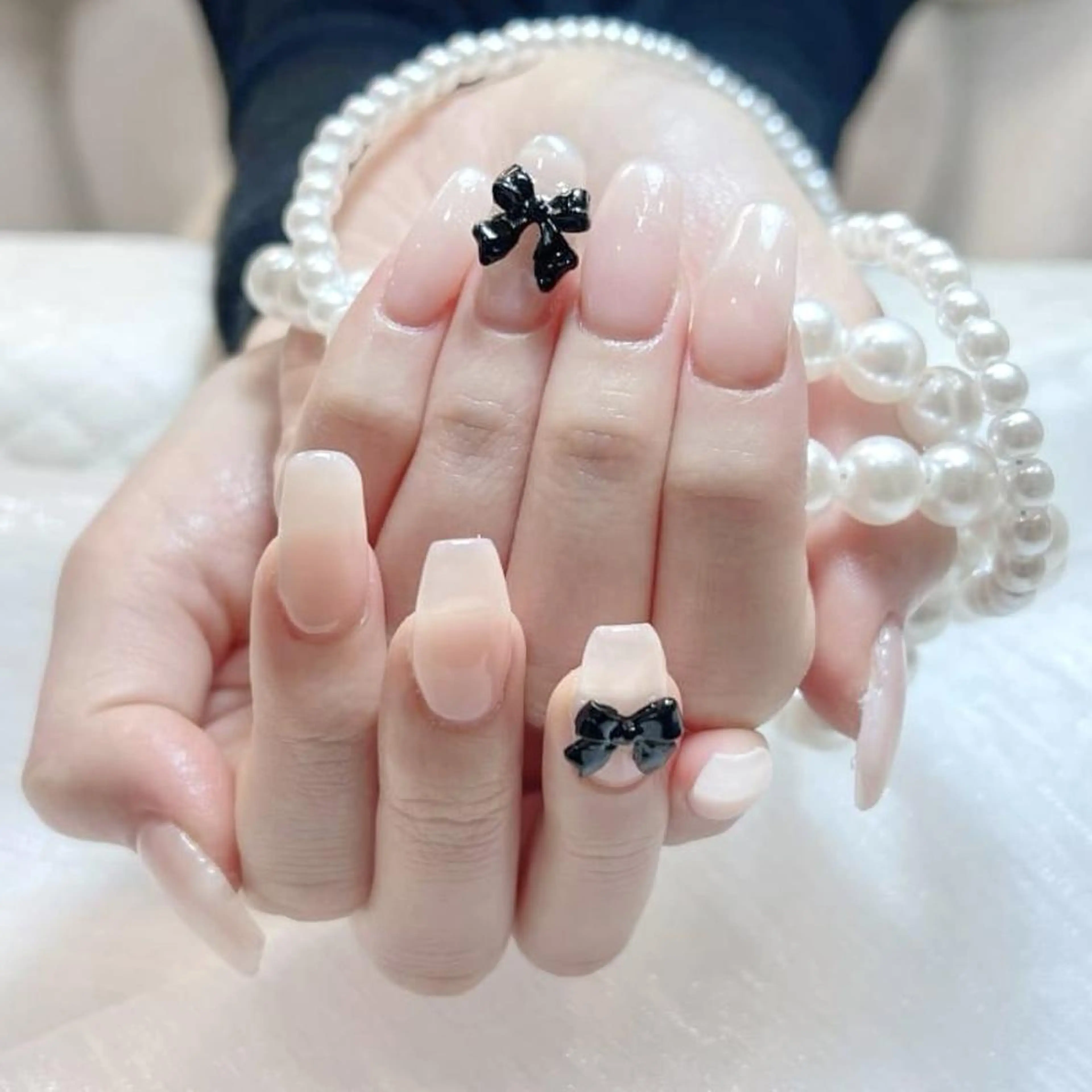 ネイル RAFFINE 月🦋🩵のネイルデザイン