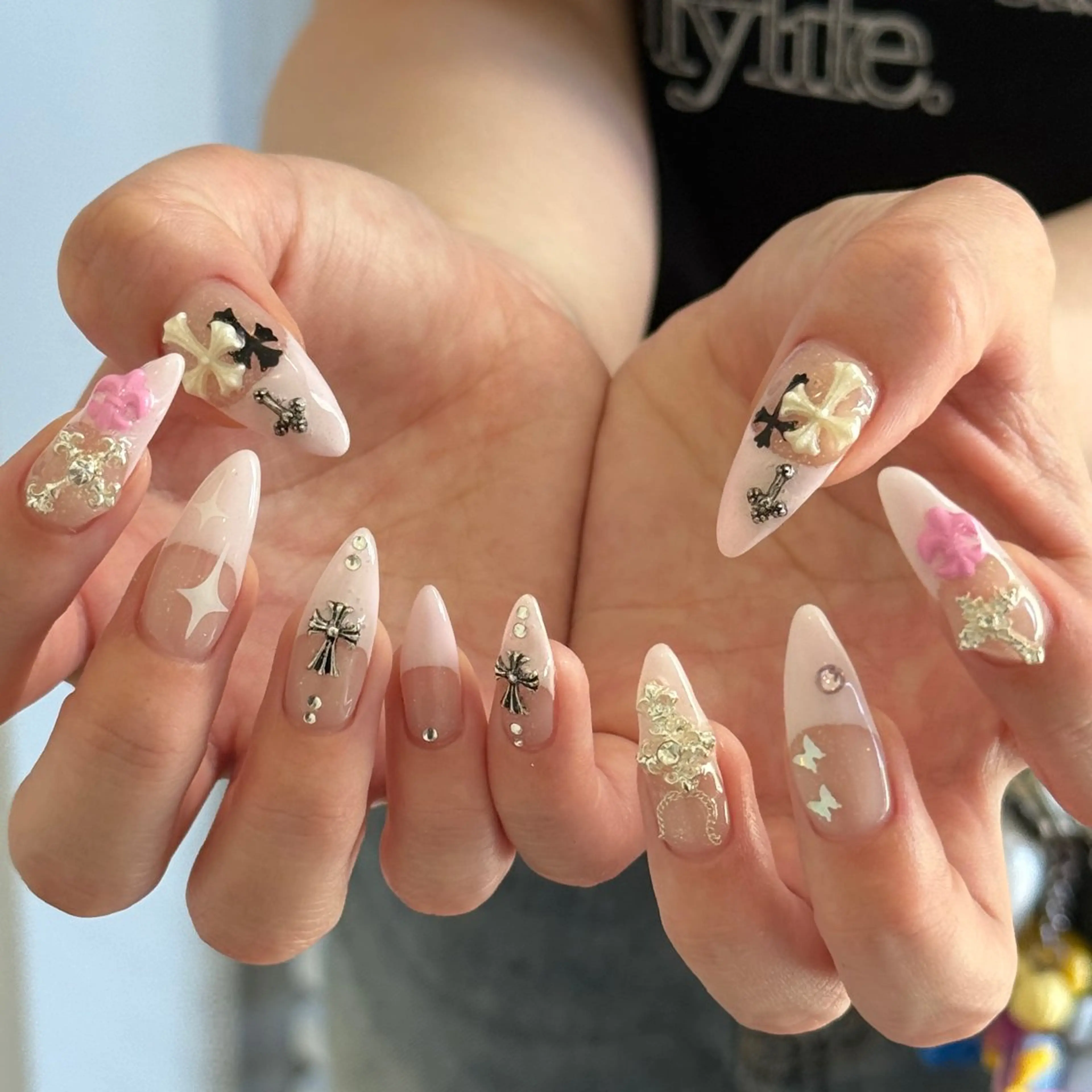 ネイル フレンチネイル ピンク ハンドネイル WOLTOKYO渋谷 /kahoのネイルデザイン