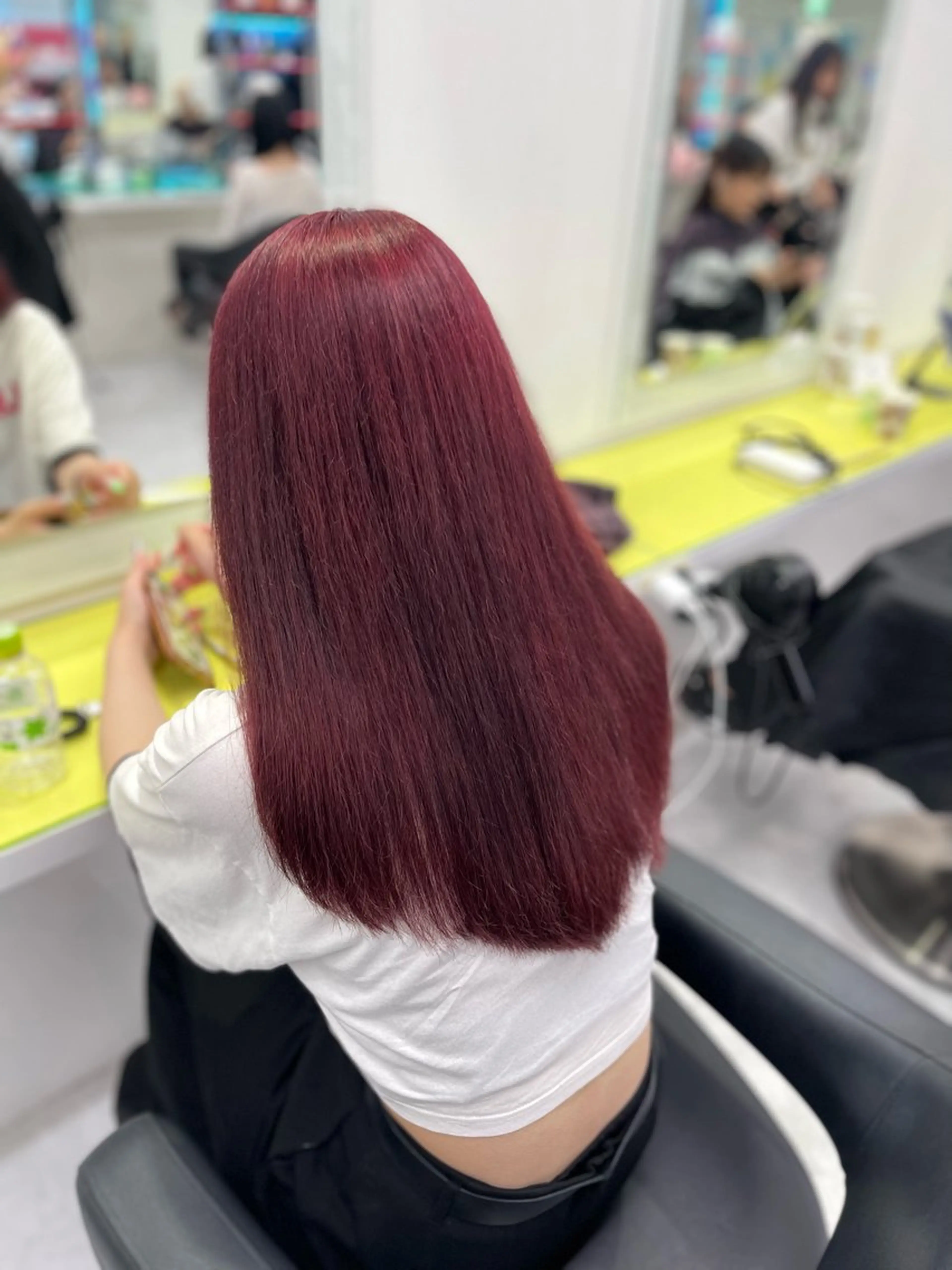 ロング カラー ヘアカラー ダメージレスハイ トーン💖kanonのヘアスタイル